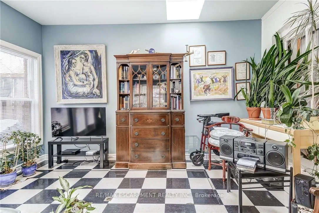 Photo 38 of 315 Aberdeen Street, Hamilton, Kirkendall — HOMEH