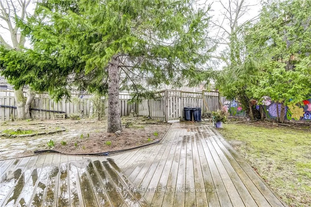 Photo 42 of 315 Aberdeen Street, Hamilton, Kirkendall — HOMEH