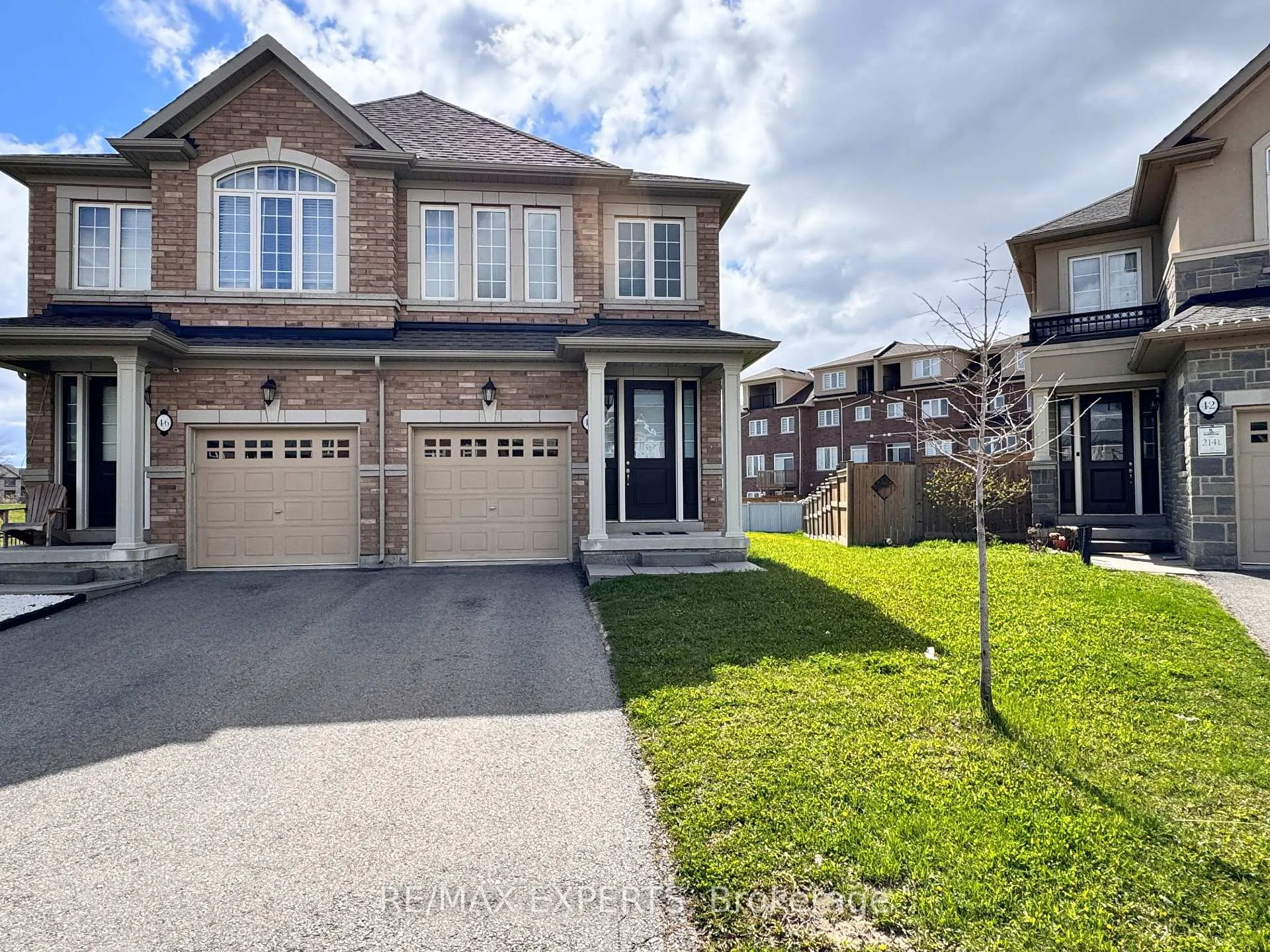 Photo 1 of 44 Heming Trail, Hamilton, Meadowlands — HOMEH