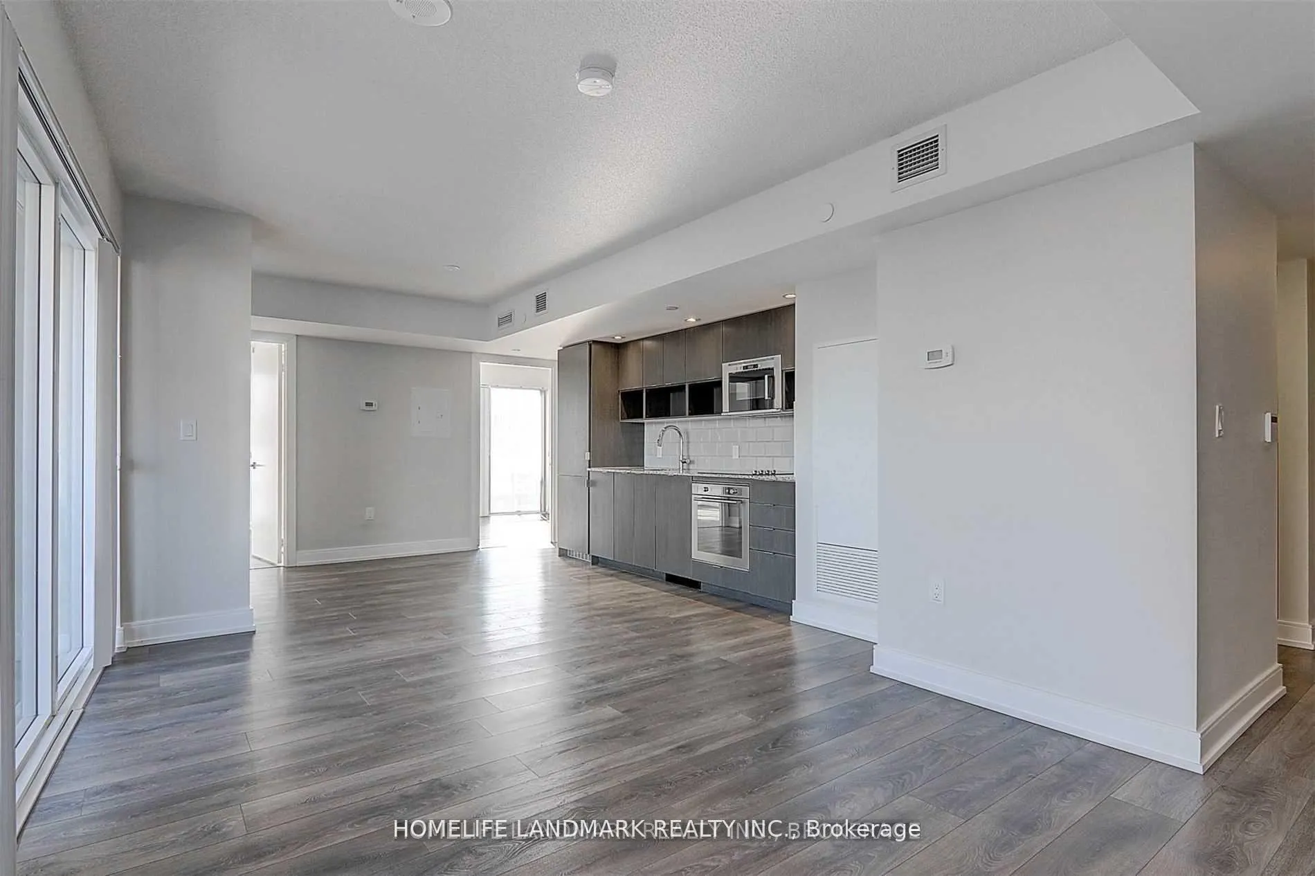 Photo 3 of Unit 708, 89 Mcgill Street, Toronto, Church-Yonge Corridor — HOMEH