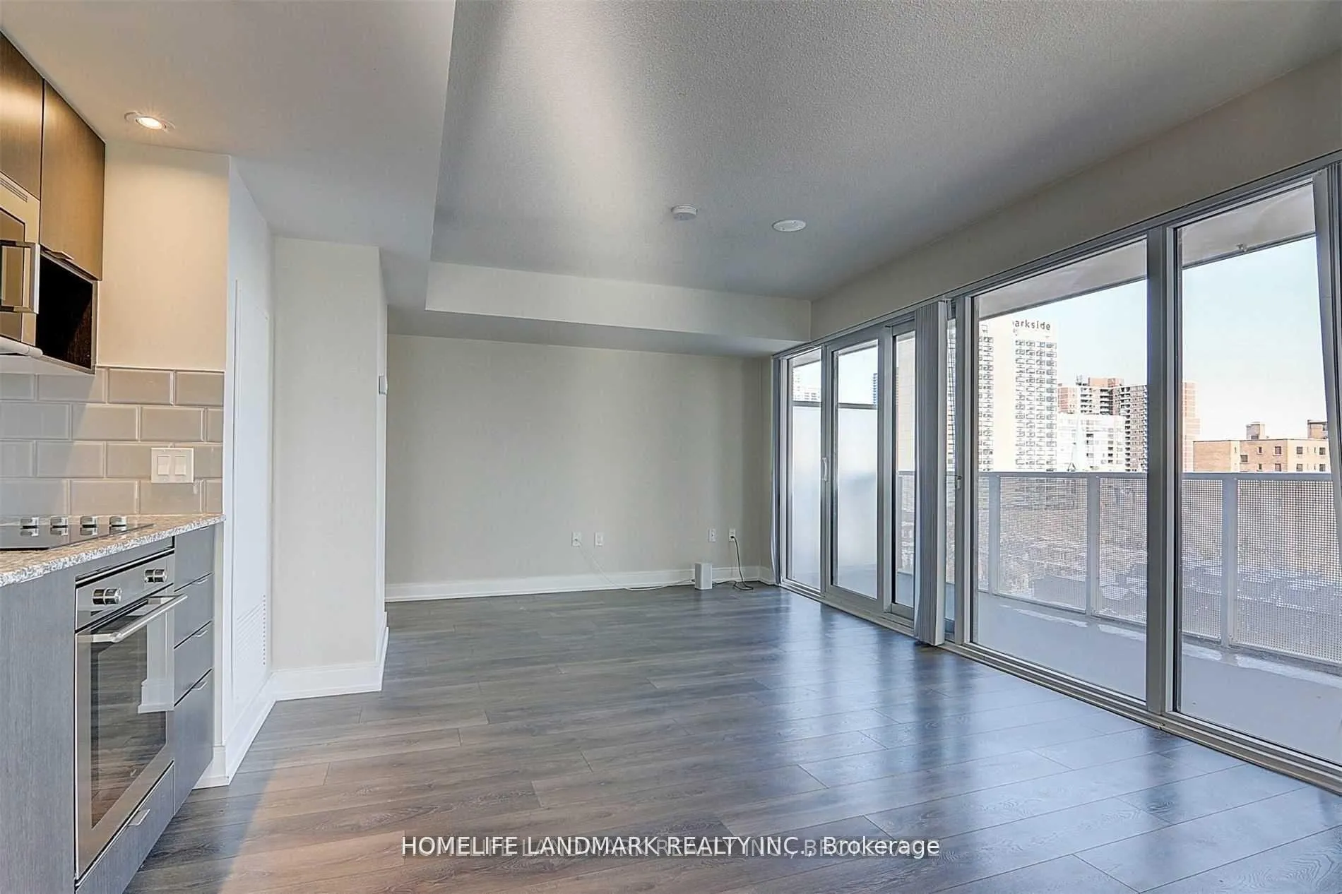 Photo 11 of Unit 708, 89 Mcgill Street, Toronto, Church-Yonge Corridor — HOMEH