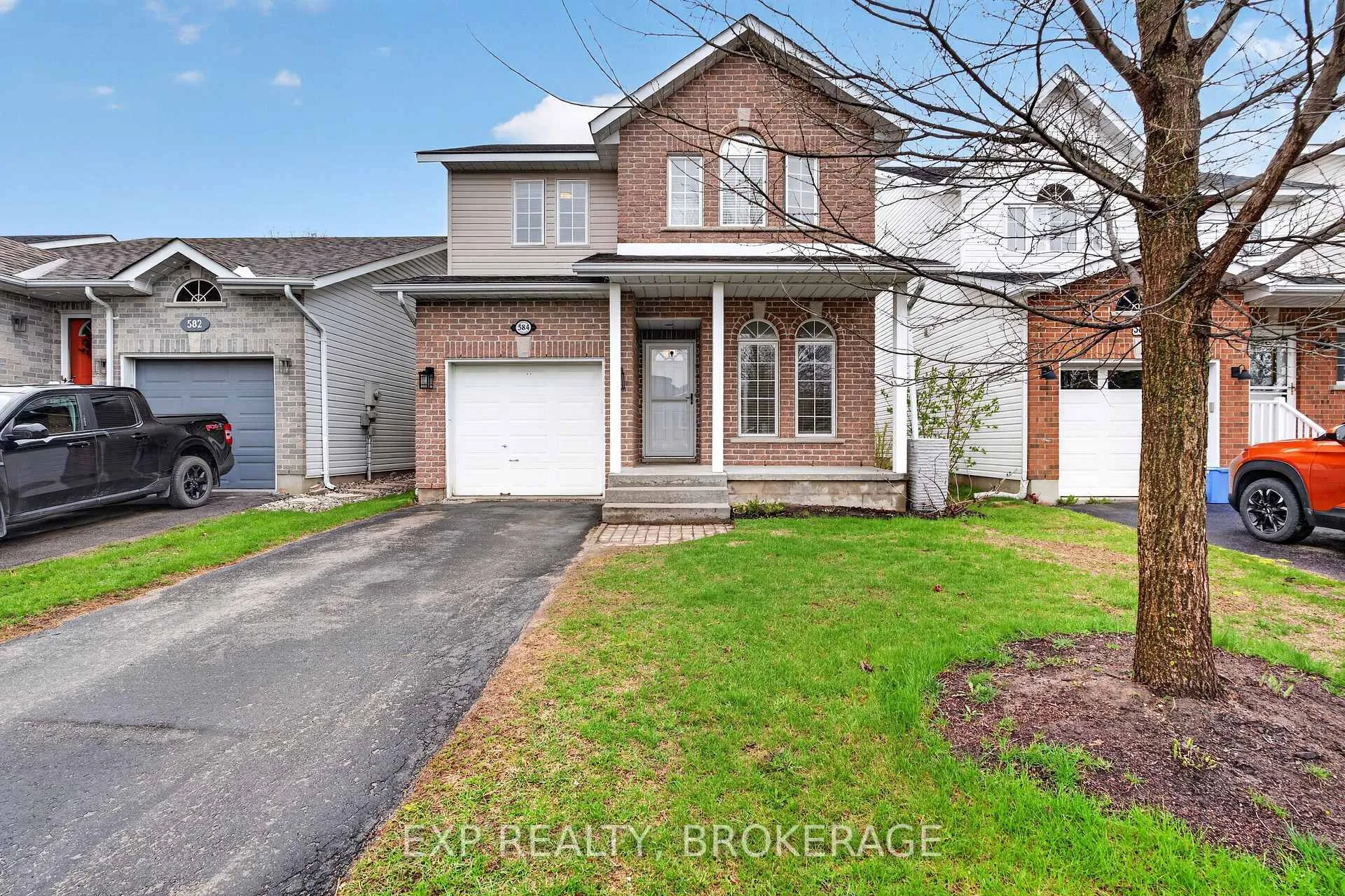 Photo 1 of 584 Freeman Crescent, Kingston, Kingston East (Incl Barret Crt) — HOMEH