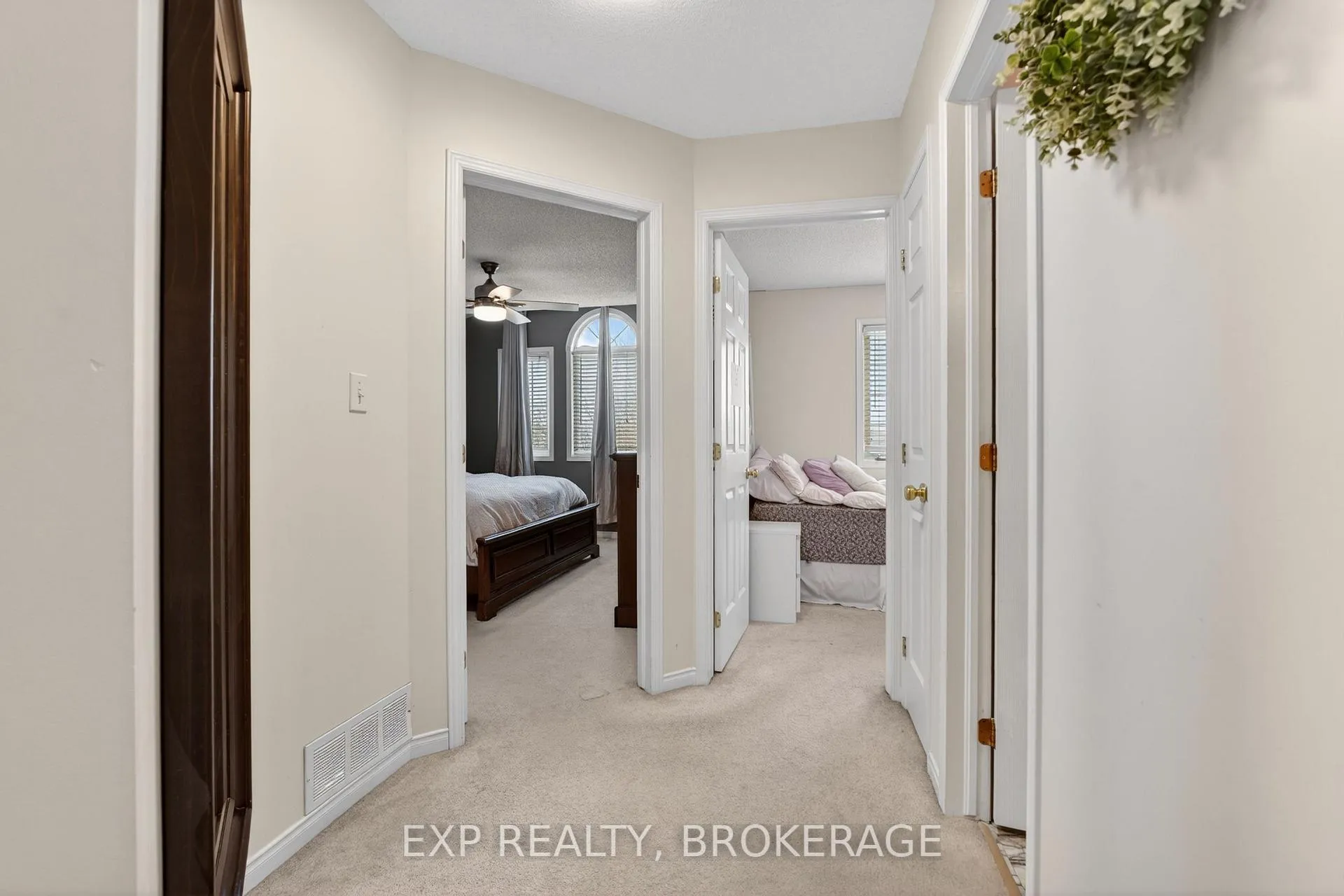 Photo 17 of 584 Freeman Crescent, Kingston, Kingston East (Incl Barret Crt) — HOMEH