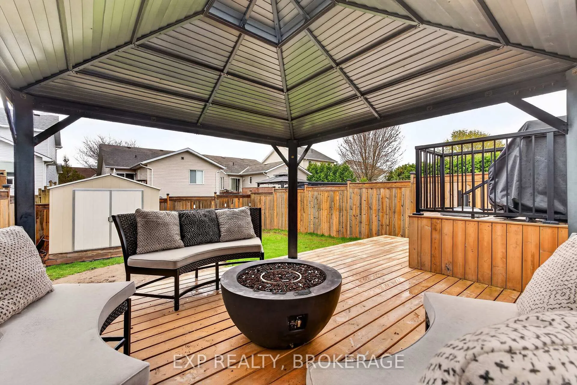Photo 36 of 584 Freeman Crescent, Kingston, Kingston East (Incl Barret Crt) — HOMEH