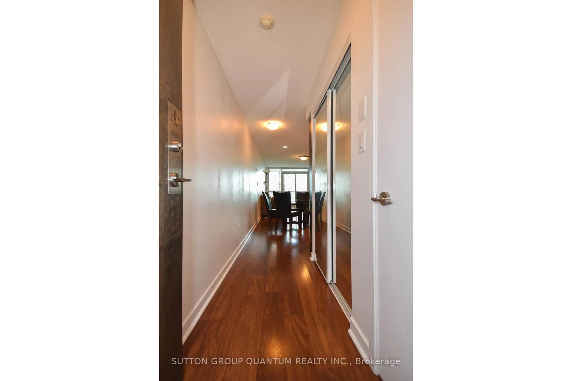 Photo 2 of Unit 911, 33 Bay Street, Toronto, Waterfront Communities — HOMEH