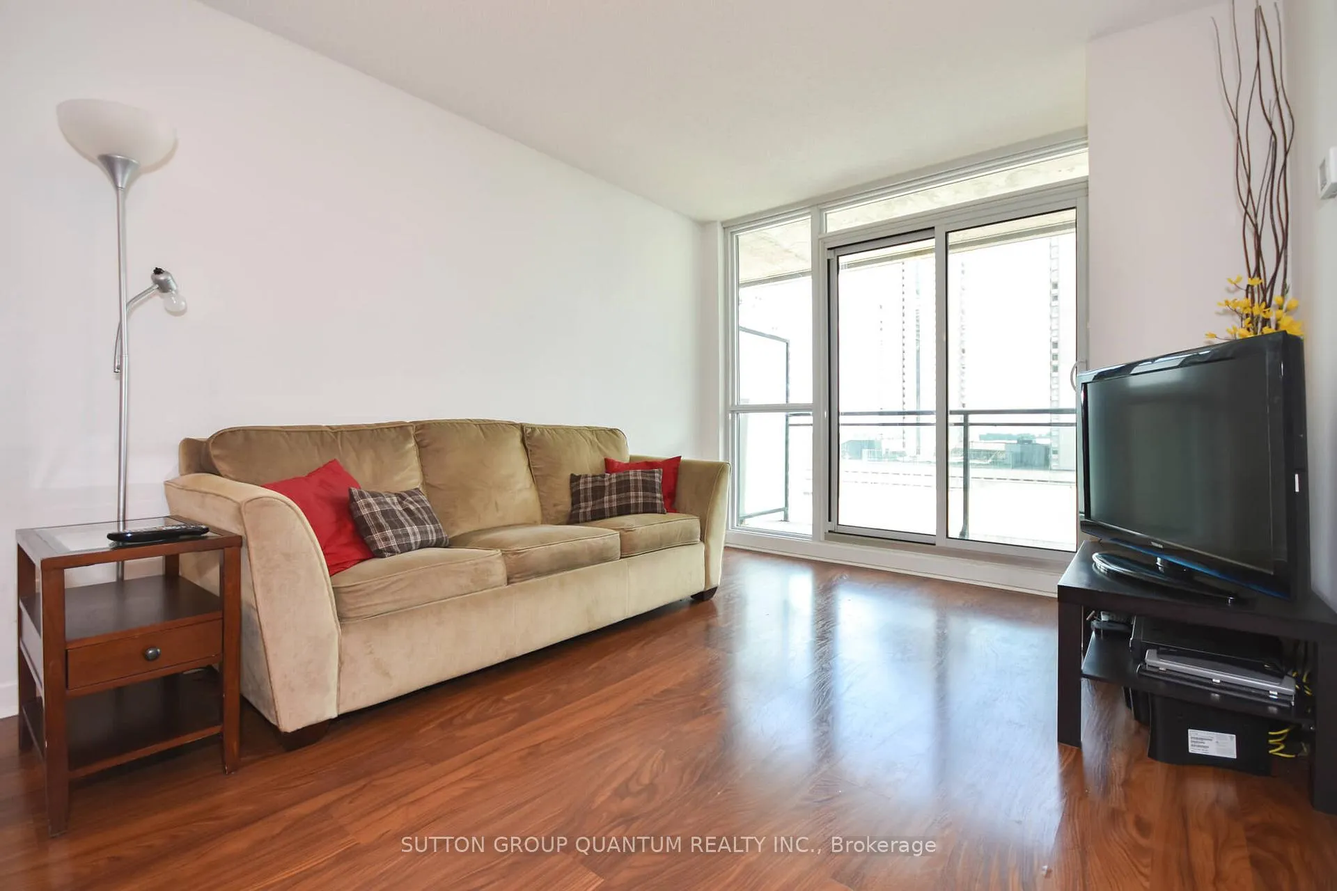 Photo 5 of Unit 911, 33 Bay Street, Toronto, Waterfront Communities — HOMEH