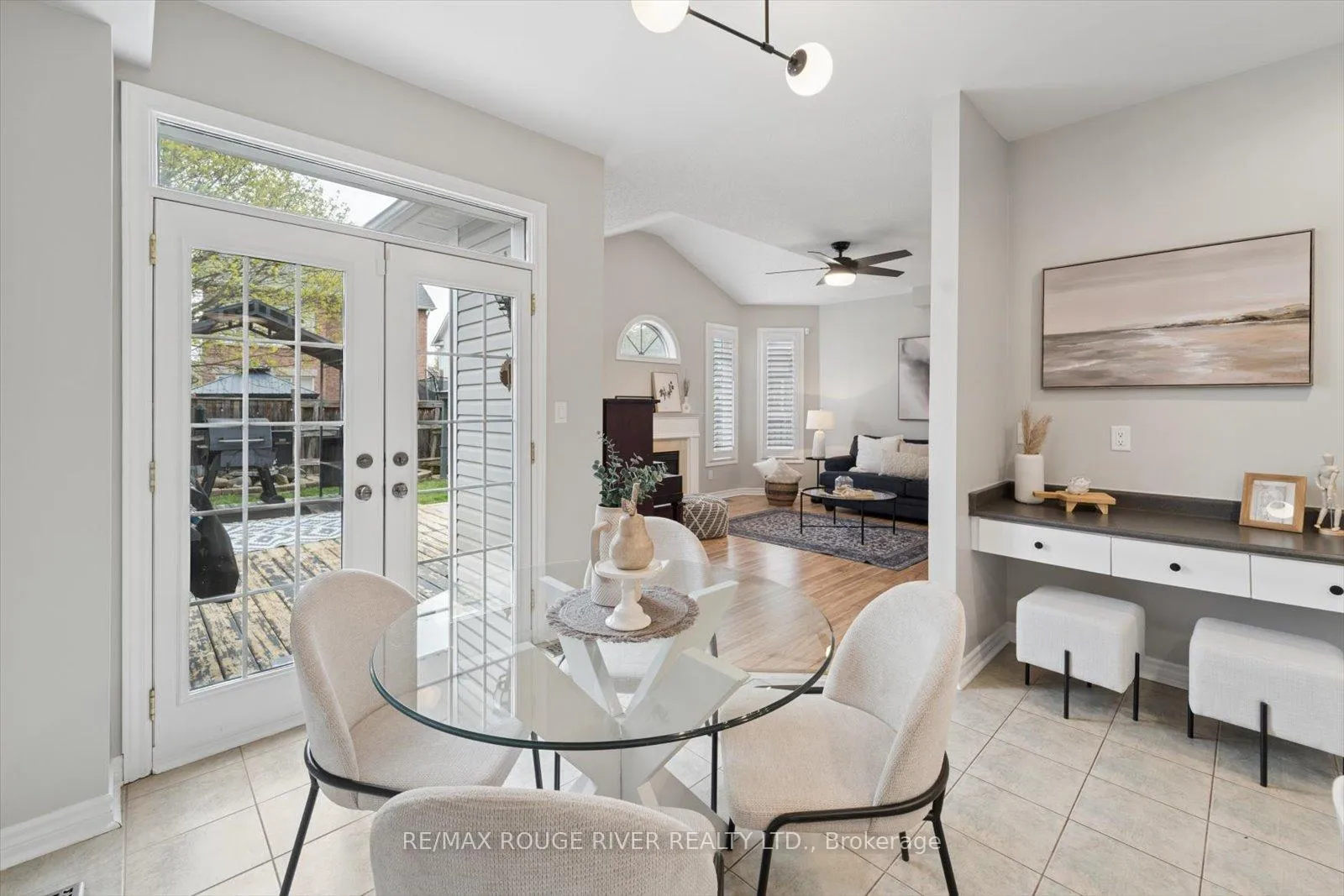 Photo 15 of 169 Wilshire Drive, Whitby, Brooklin — HOMEH