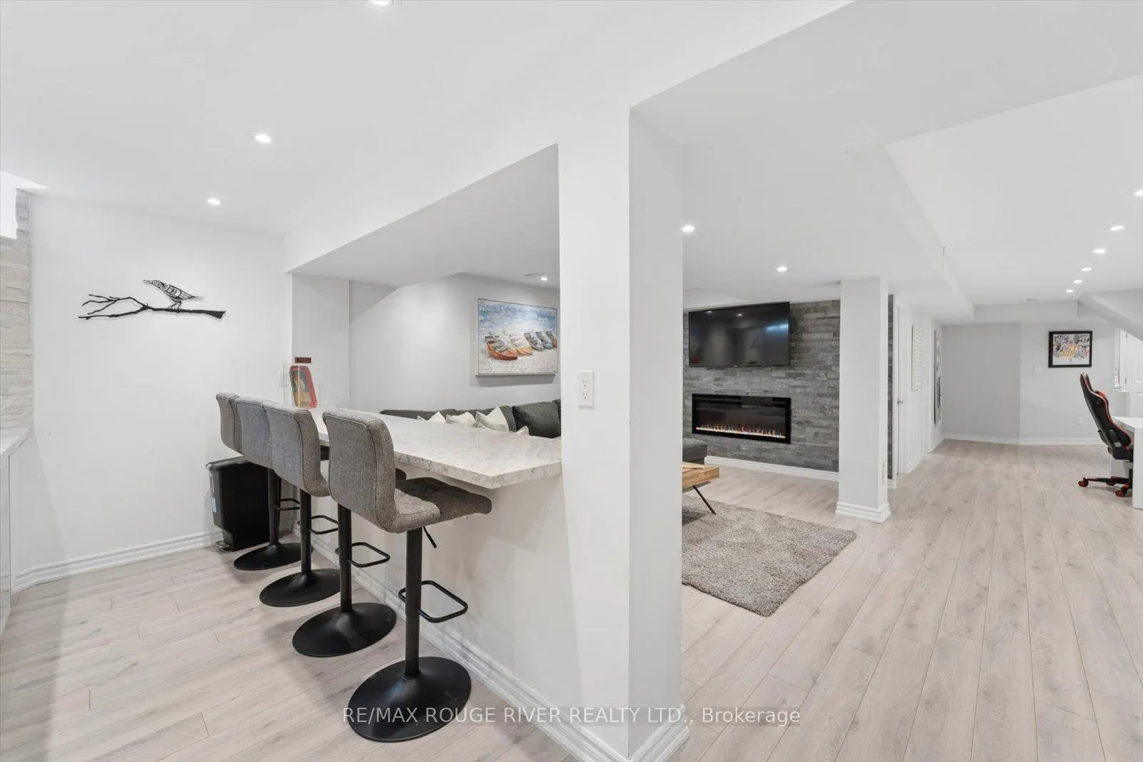 Photo 37 of 169 Wilshire Drive, Whitby, Brooklin — HOMEH