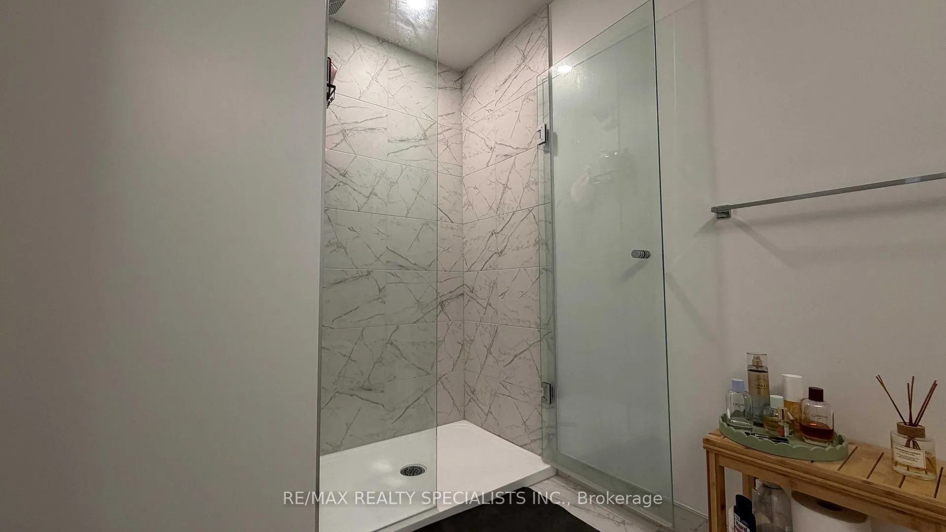 Photo 8 of Unit 4118, 82 Dalhousie Street, Toronto, Church-Yonge Corridor — HOMEH
