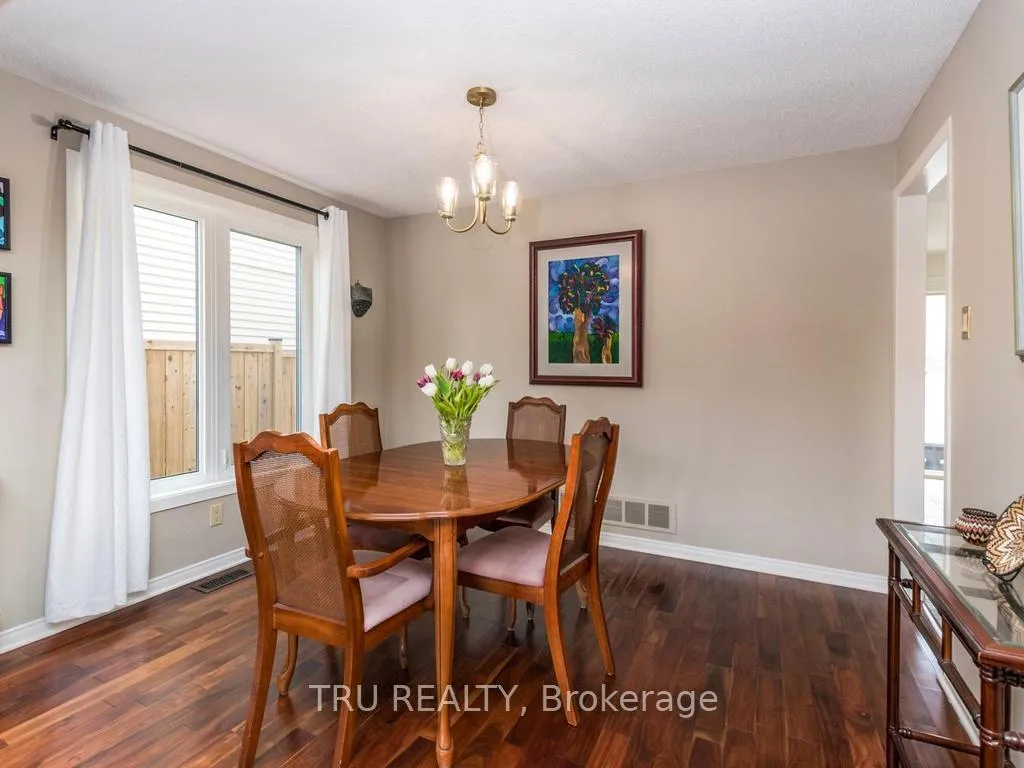 Photo 4 of 14 Hyannis Avenue, Ottawa, Barrhaven - Cedargrove/Fraserdale — HOMEH