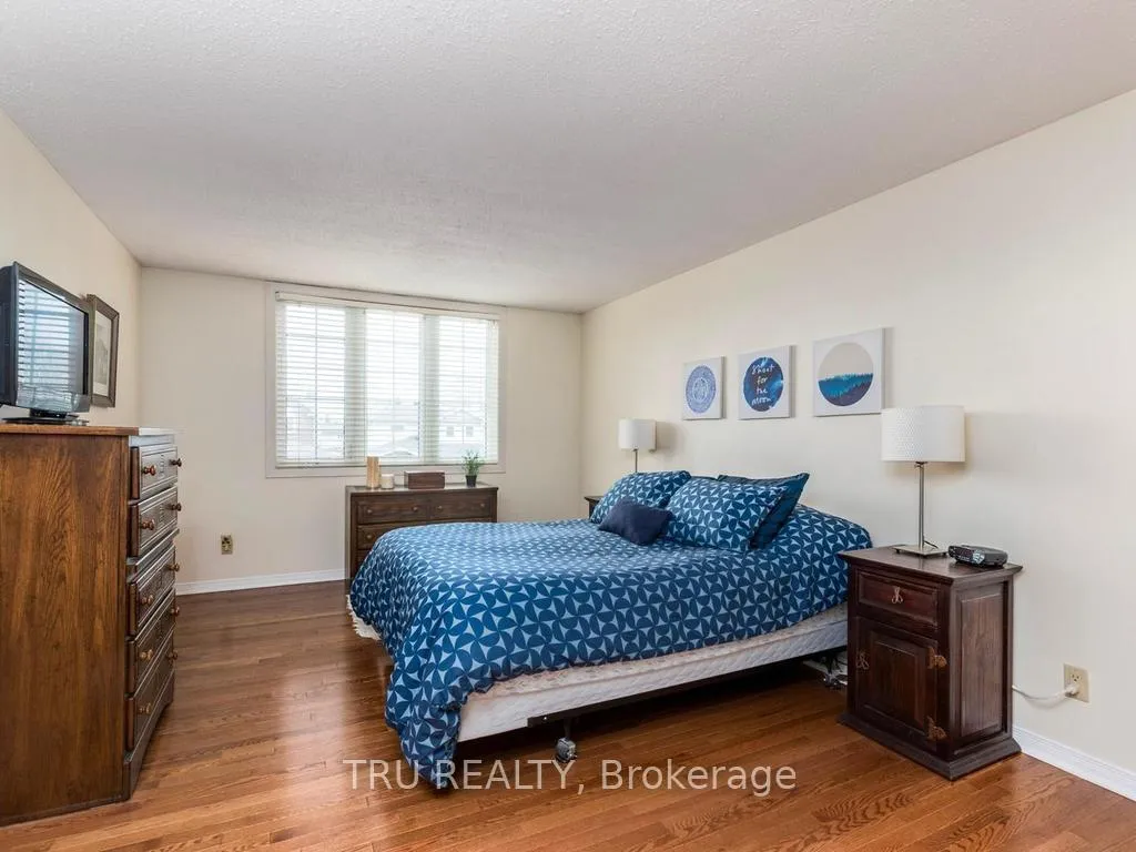 Photo 14 of 14 Hyannis Avenue, Ottawa, Barrhaven - Cedargrove/Fraserdale — HOMEH