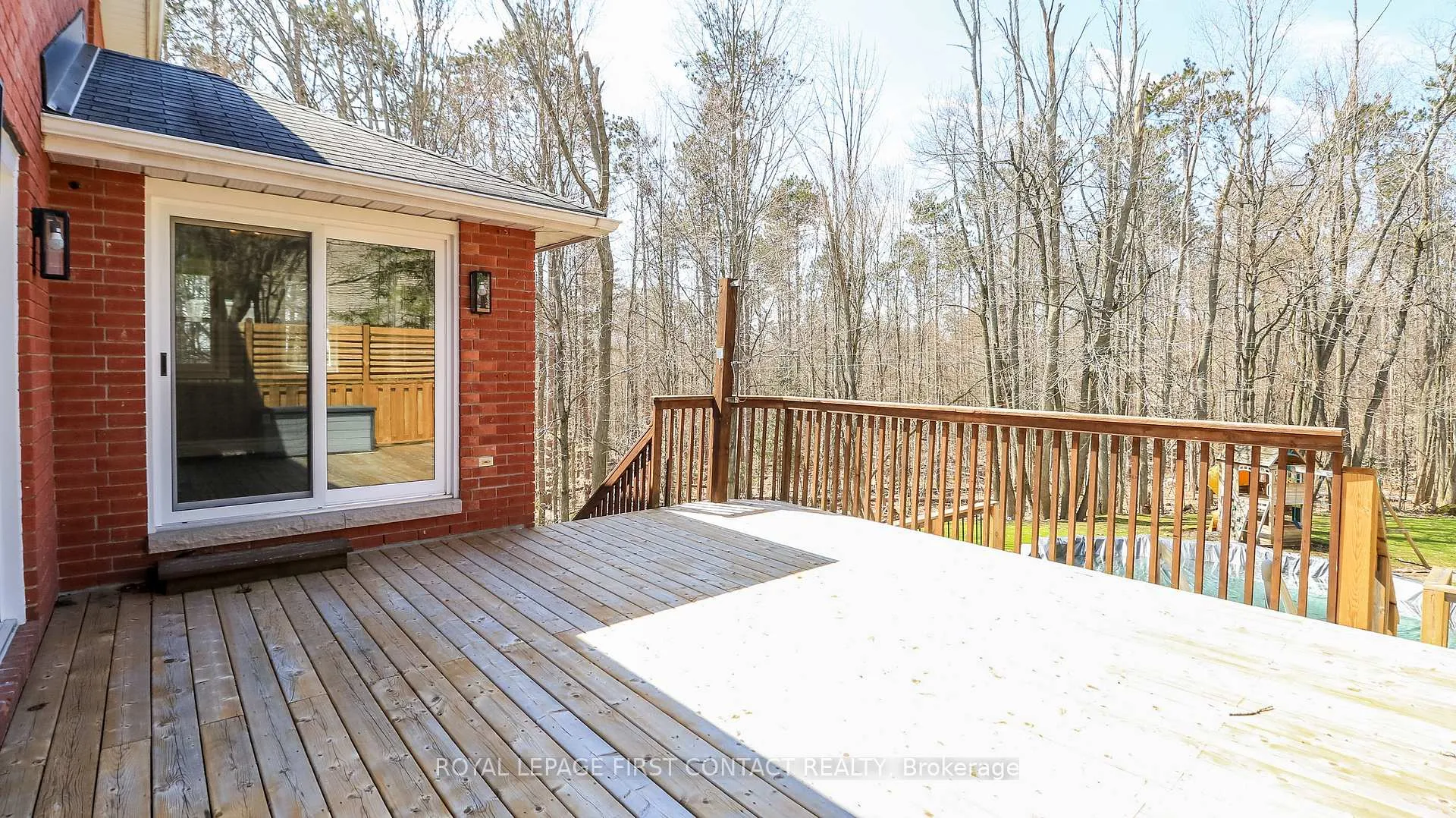 Photo 10 of 602 Scarlett Line, Springwater, Rural Springwater — HOMEH