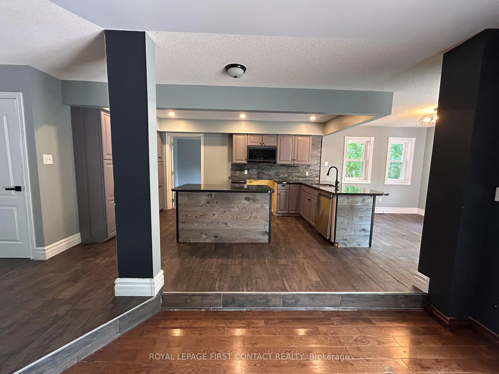 Photo 37 of 602 Scarlett Line, Springwater, Rural Springwater — HOMEH