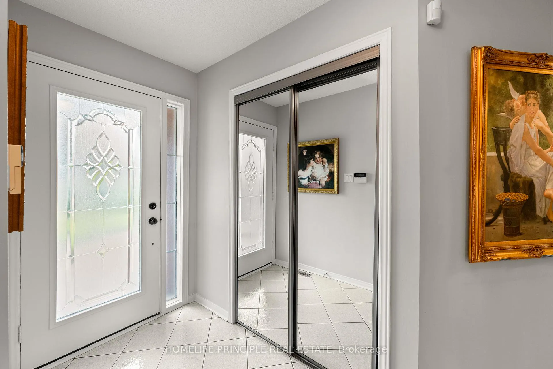 Photo 4 of 195 View North Court, Vaughan, West Woodbridge — HOMEH