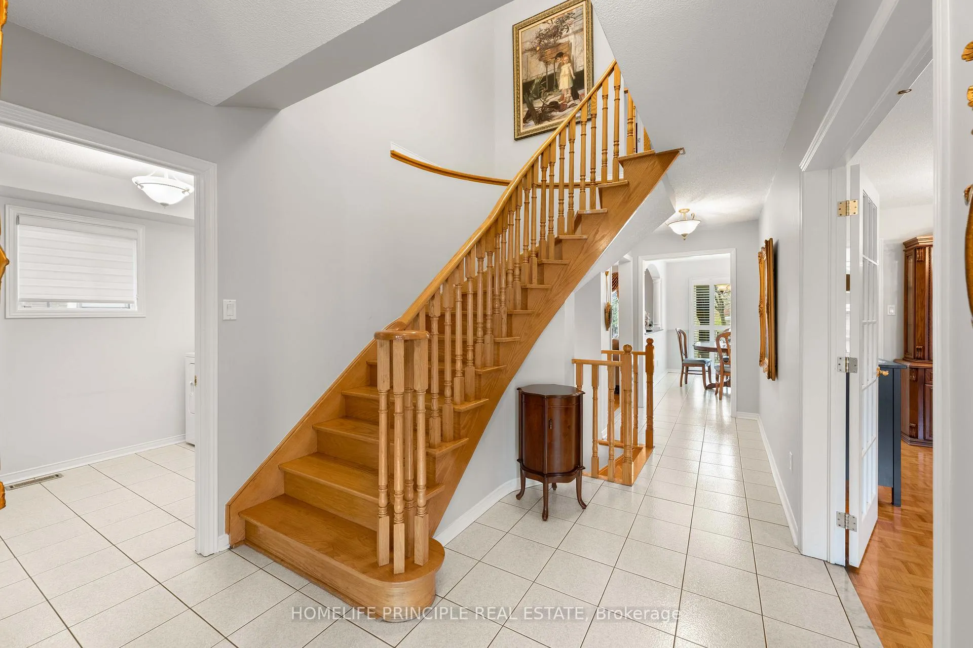 Photo 6 of 195 View North Court, Vaughan, West Woodbridge — HOMEH