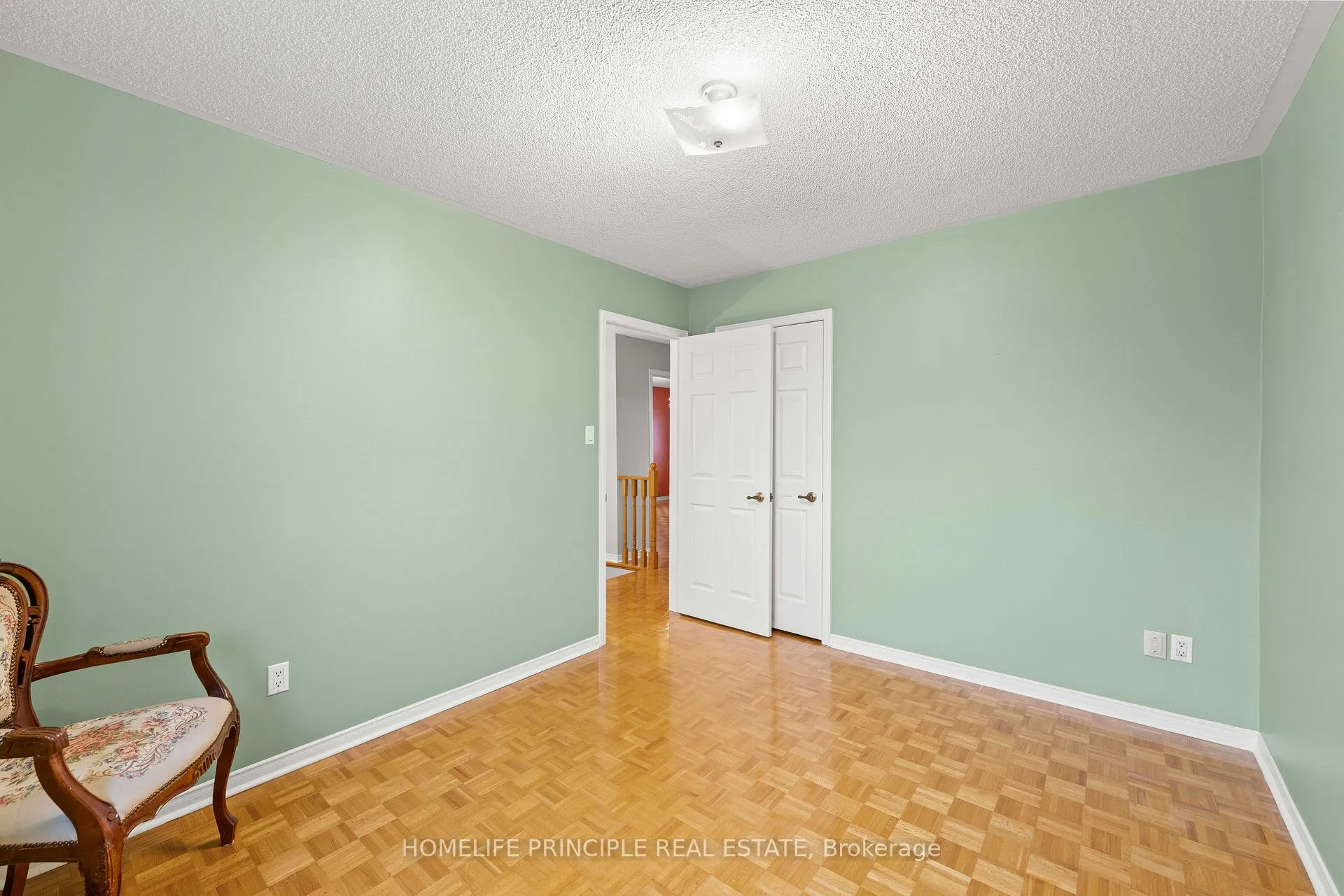 Photo 31 of 195 View North Court, Vaughan, West Woodbridge — HOMEH