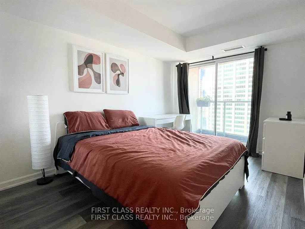 Photo 4 of Unit 3101, 8 Park Road, Toronto, Rosedale-Moore Park — HOMEH