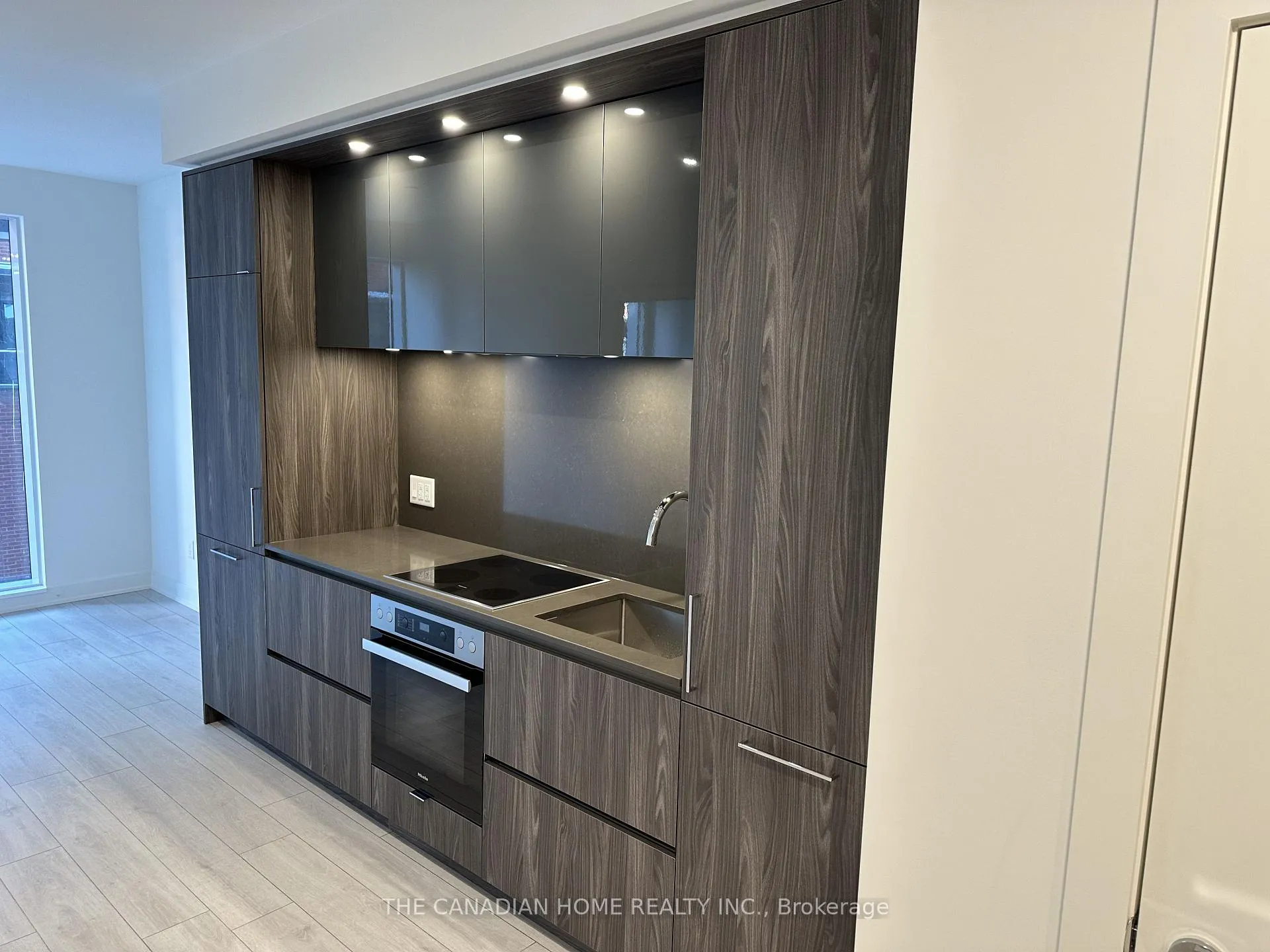 Photo 8 of Unit 516, 15 Mercer Street, Toronto, Waterfront Communities — HOMEH