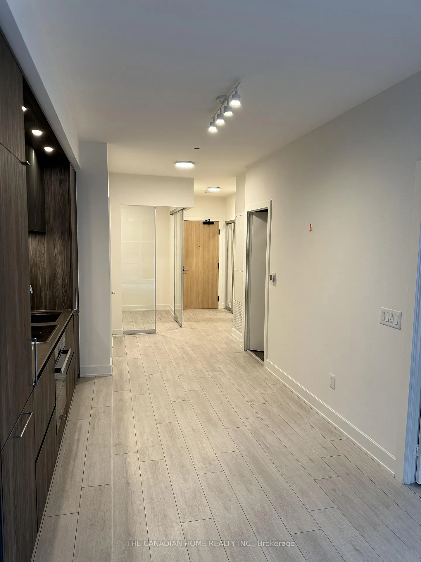 Photo 13 of Unit 516, 15 Mercer Street, Toronto, Waterfront Communities — HOMEH