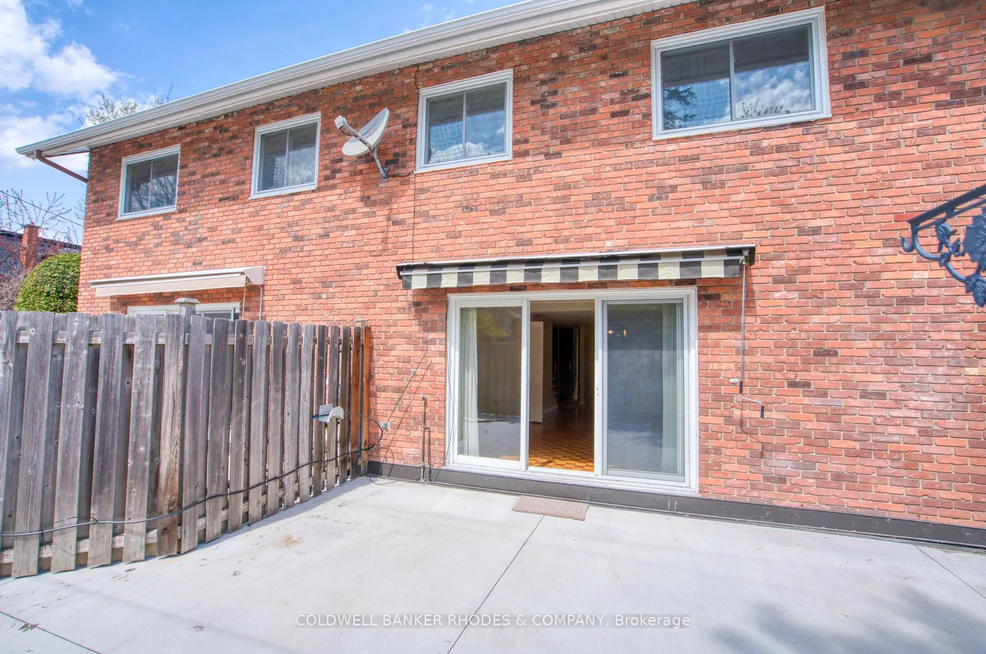 Photo 31 of Unit 9, 215 MacKay Street, Ottawa, New Edinburgh — HOMEH