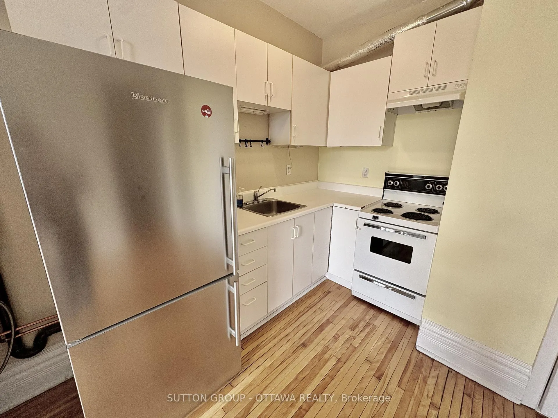 Photo 7 of Unit 2, 117 Strathcona Avenue, Ottawa, Glebe — HOMEH