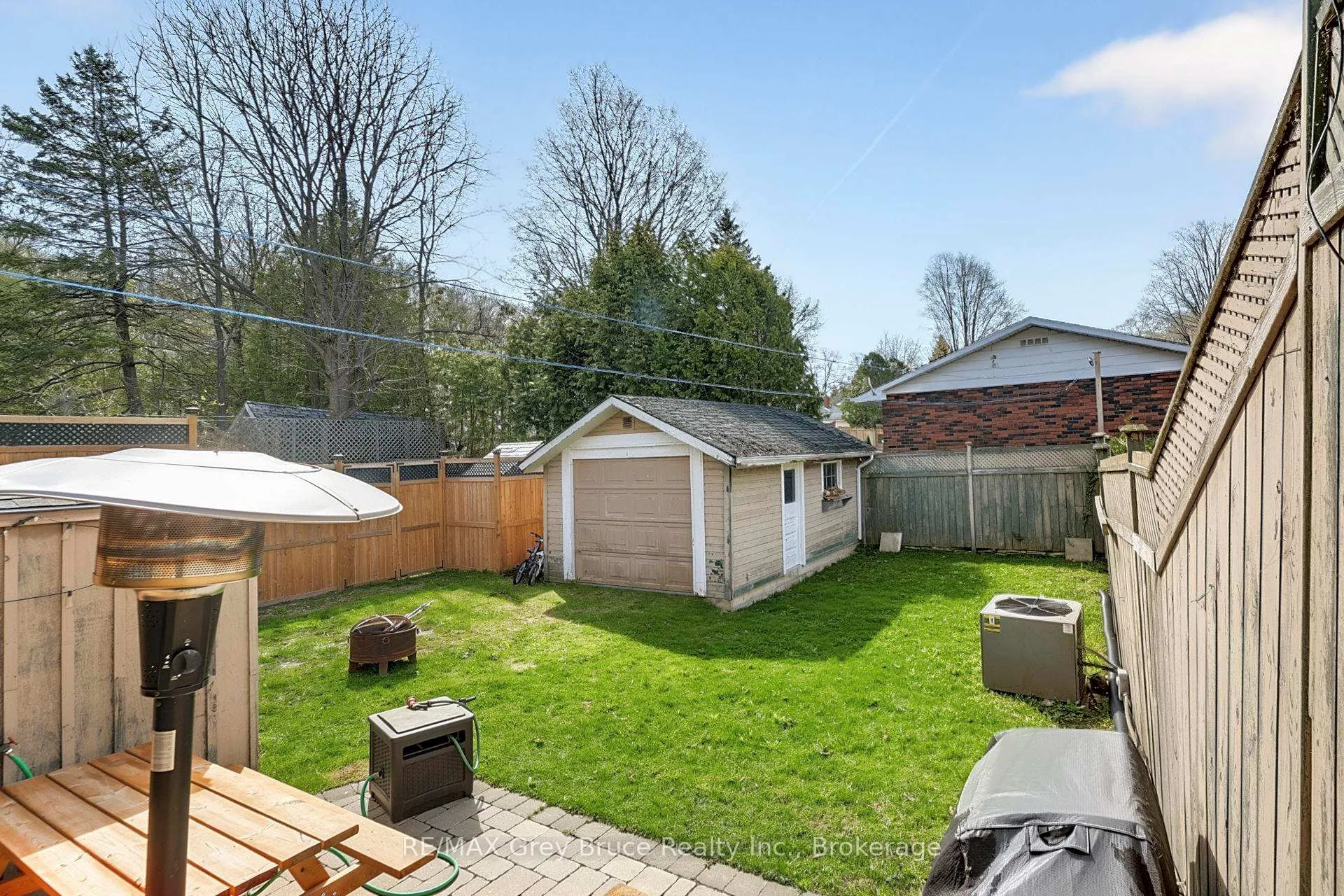 Photo 35 of 407 5th Street E, Owen Sound — HOMEH