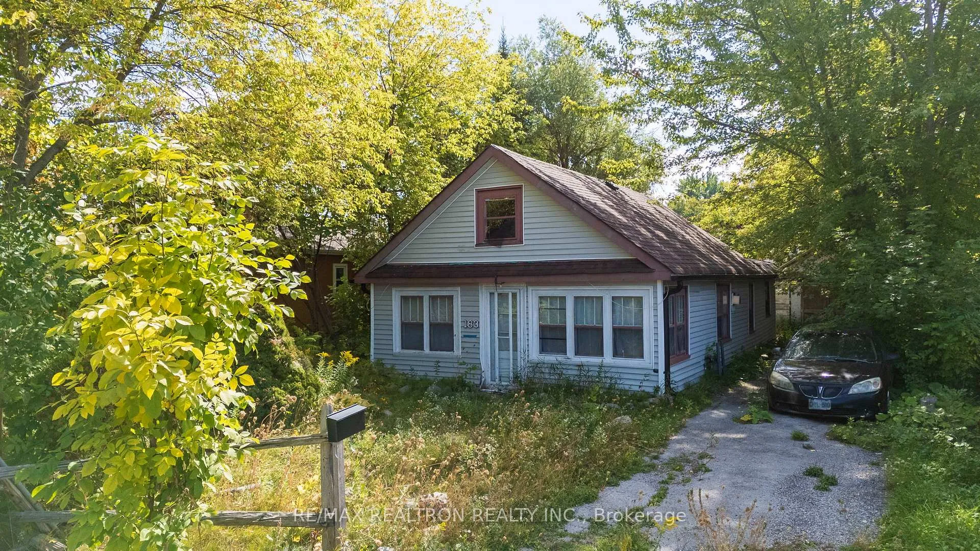 Photo 1 of 183 Beach Road, Georgina, Keswick North — HOMEH
