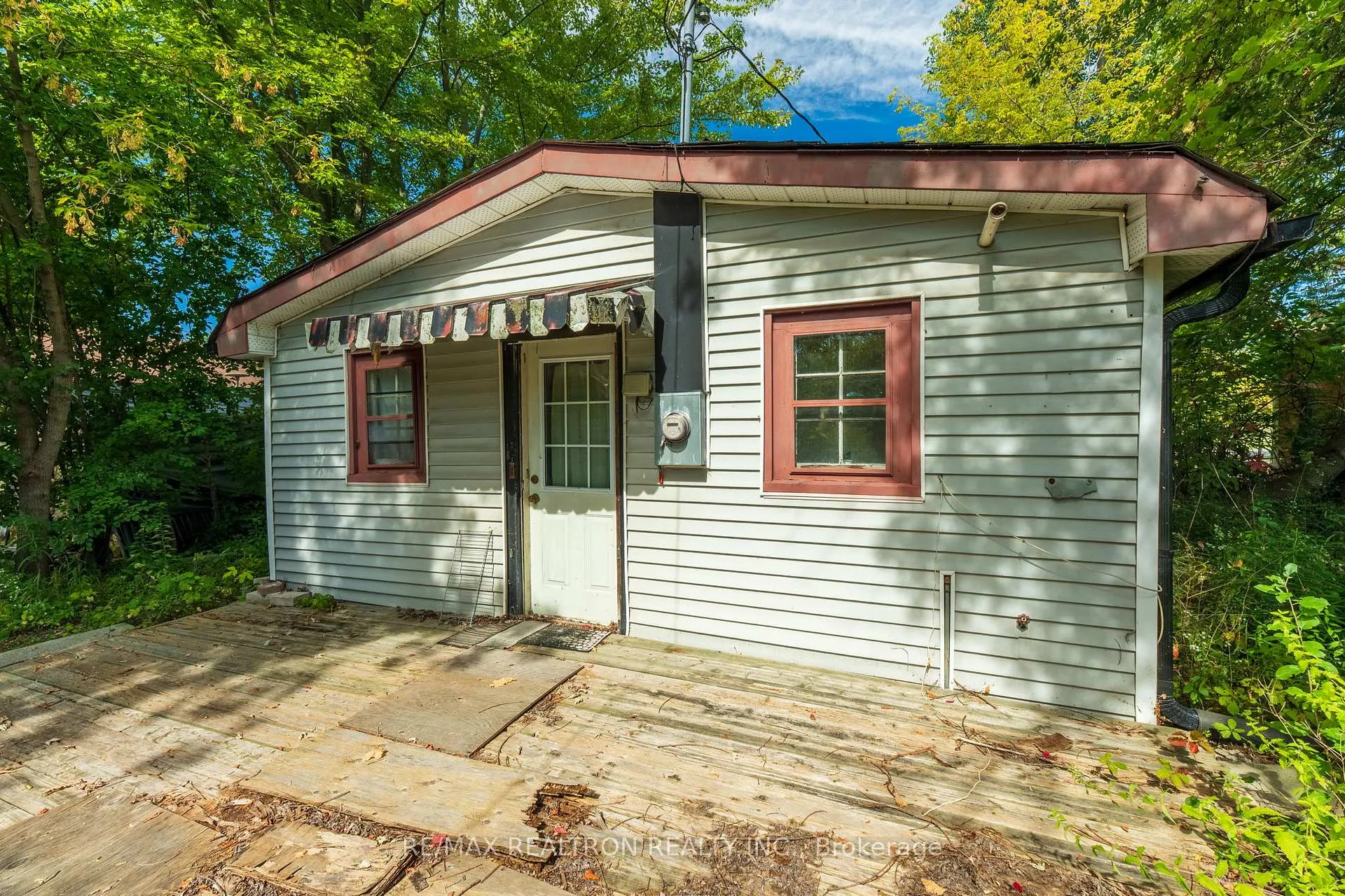 Photo 33 of 183 Beach Road, Georgina, Keswick North — HOMEH