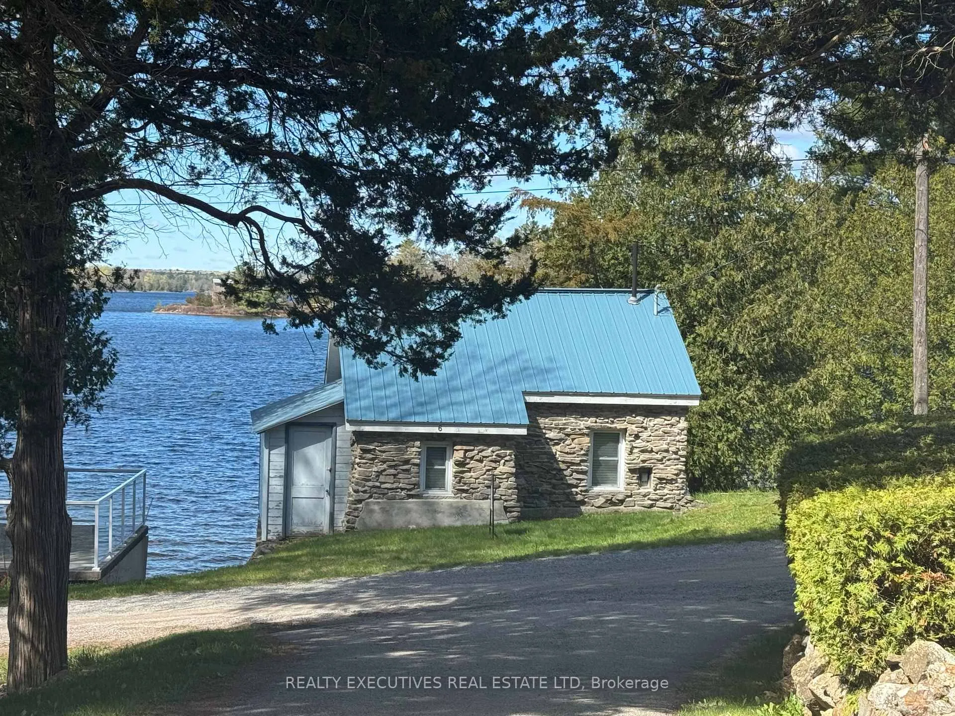 Photo 19 of 5 Lake Shore Drive E, Rideau Lakes, Rideau Lakes (Bastard) Twp — HOMEH
