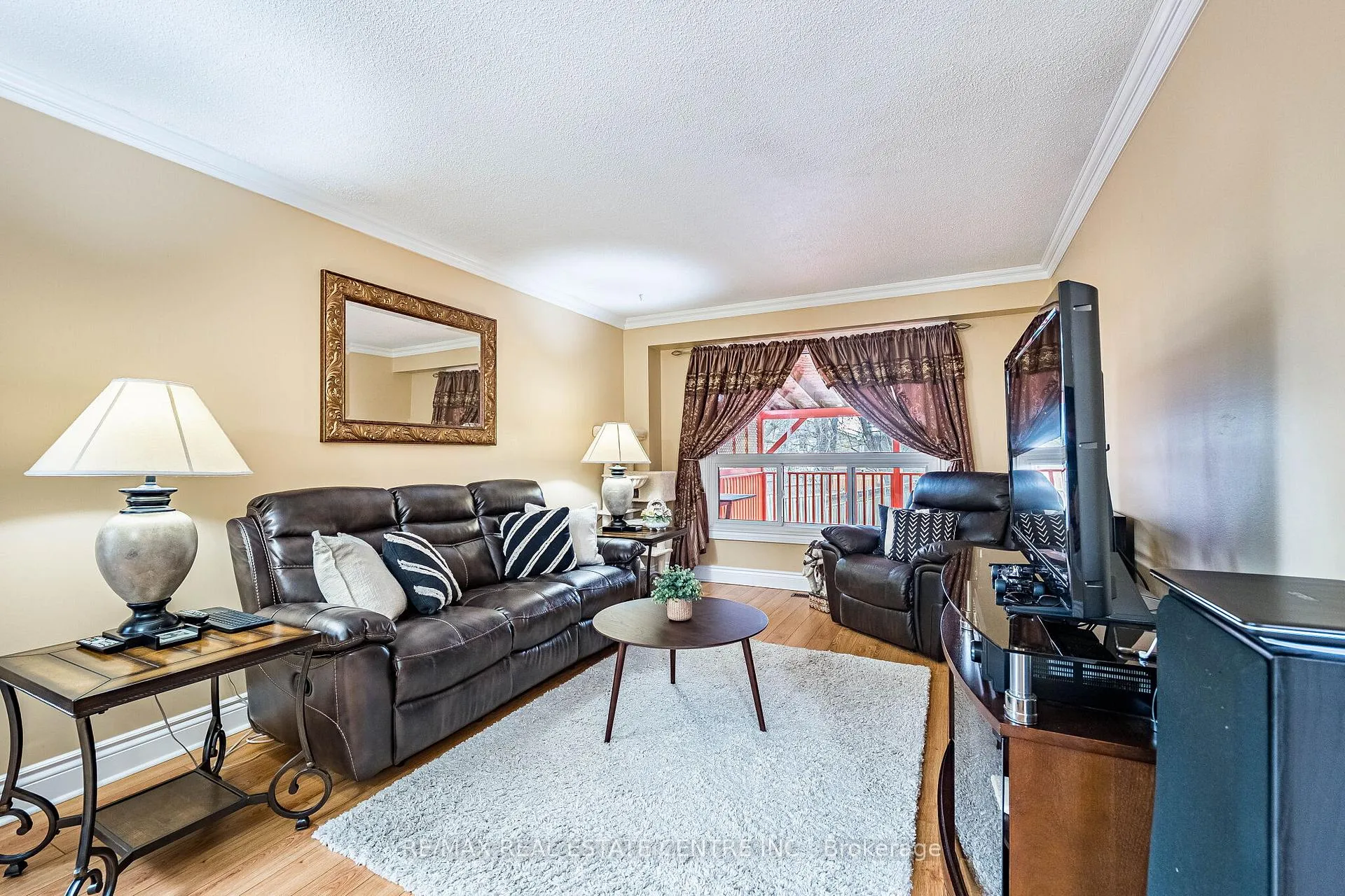 Photo 5 of 1 Northgate Boulevard, Brampton, Westgate — HOMEH