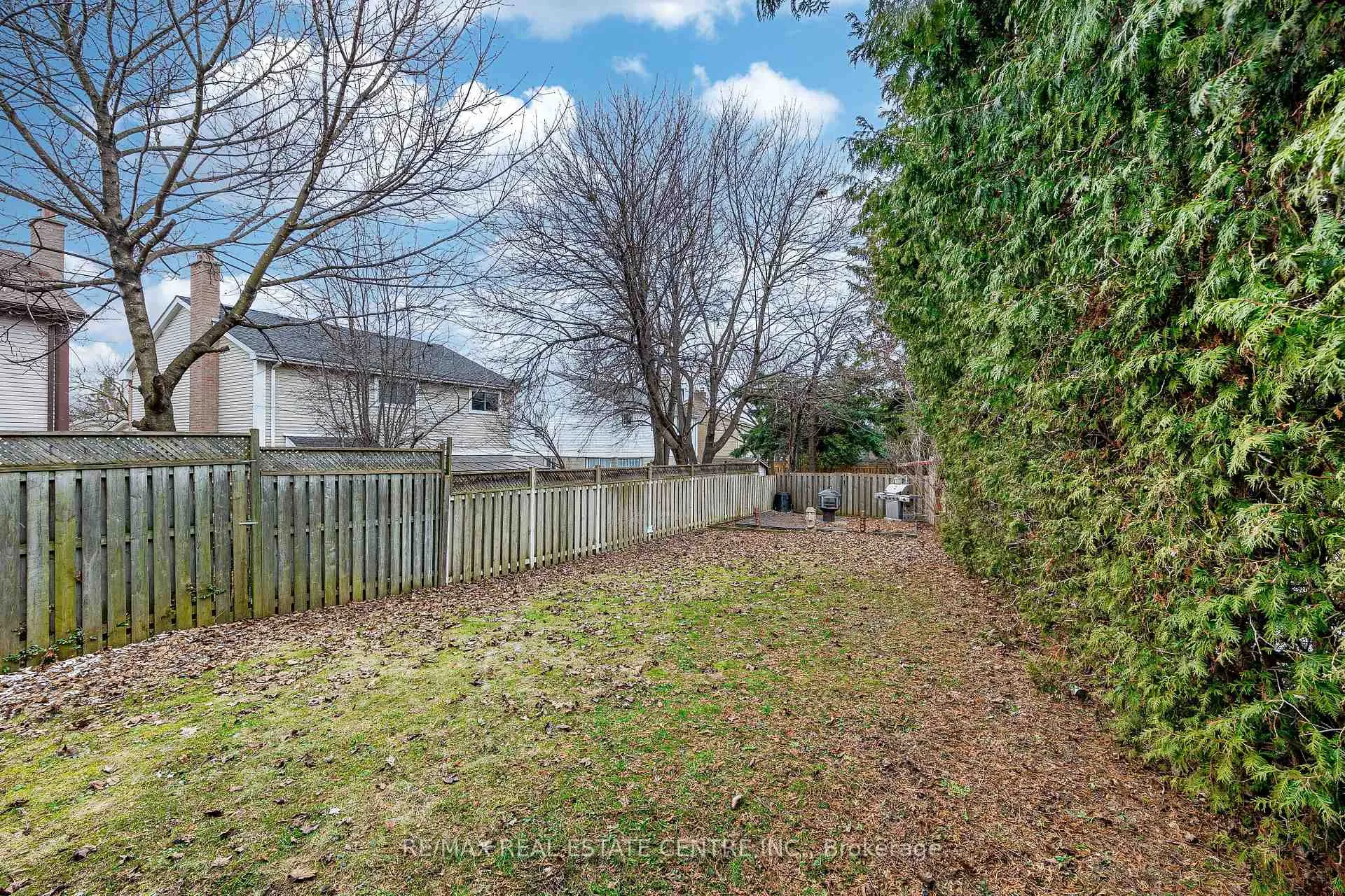 Photo 32 of 1 Northgate Boulevard, Brampton, Westgate — HOMEH