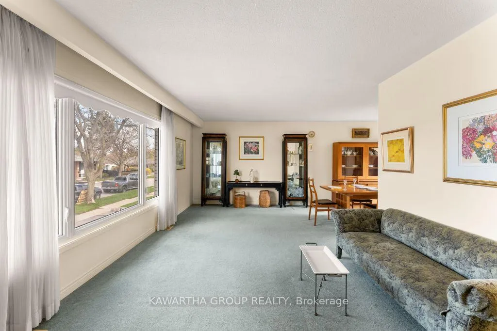 Photo 12 of 26 Wichey Road S, Scarborough, Centennial Scarborough — HOMEH