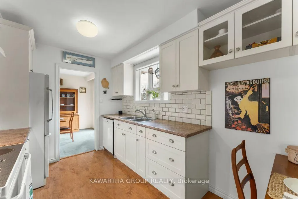 Photo 17 of 26 Wichey Road S, Scarborough, Centennial Scarborough — HOMEH