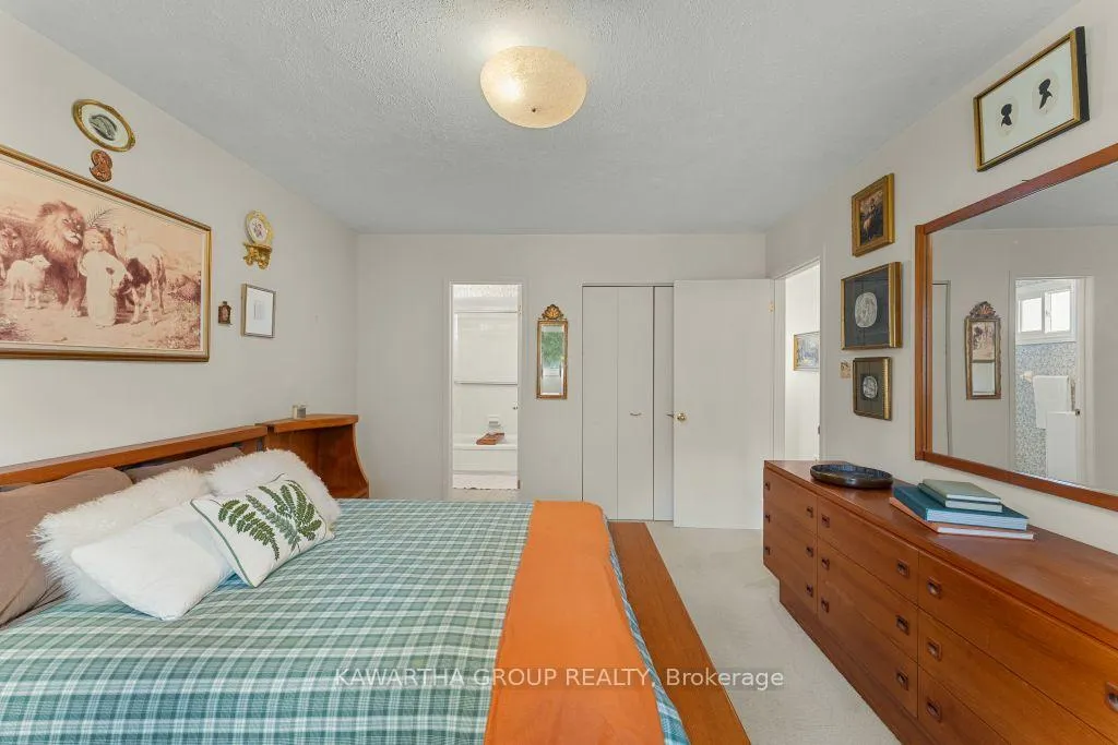 Photo 23 of 26 Wichey Road S, Scarborough, Centennial Scarborough — HOMEH