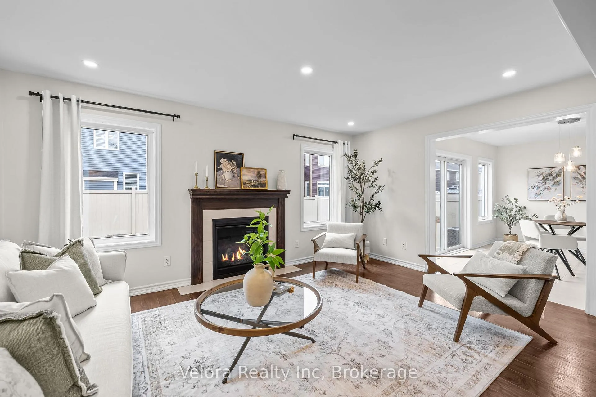 Photo 11 of 122 Cranesbill Road, Ottawa, Kanata - Emerald Meadows/Trailwest — HOMEH