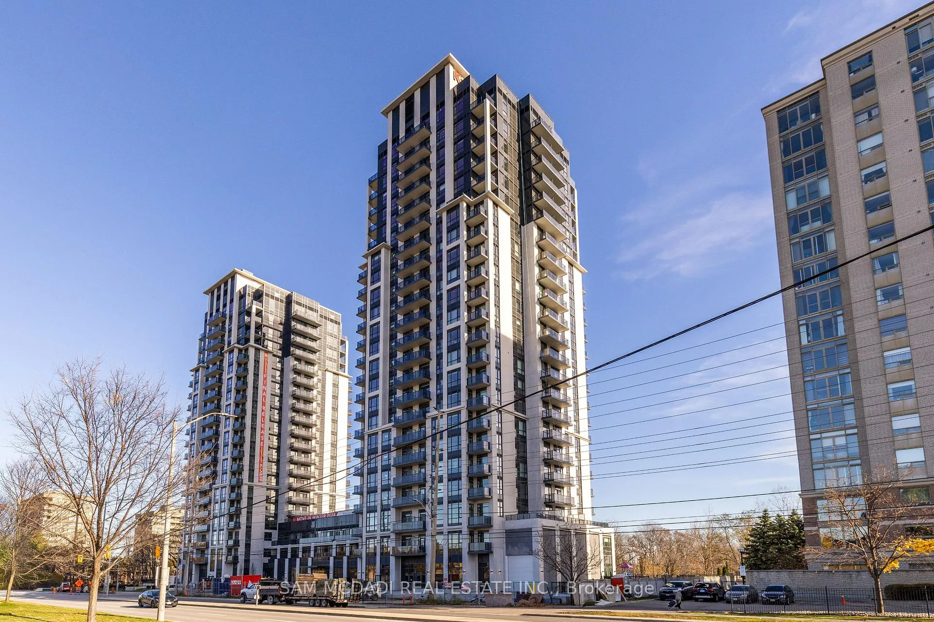 Photo of Unit 2003, 202 Burnhamthorpe Road E
