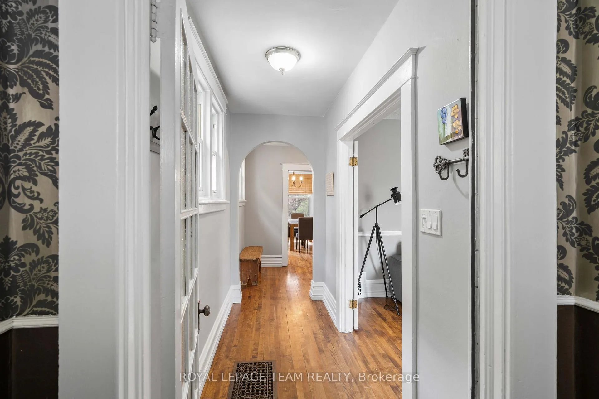 Photo 5 of 112 Fairmont Avenue, Ottawa, Hintonburg — HOMEH