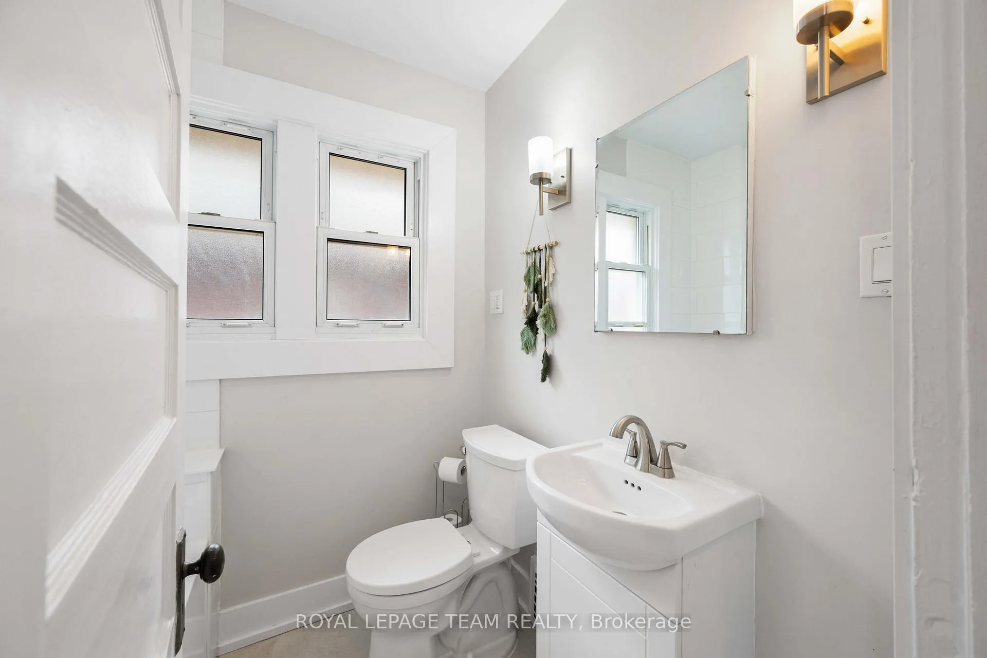 Photo 16 of 112 Fairmont Avenue, Ottawa, Hintonburg — HOMEH
