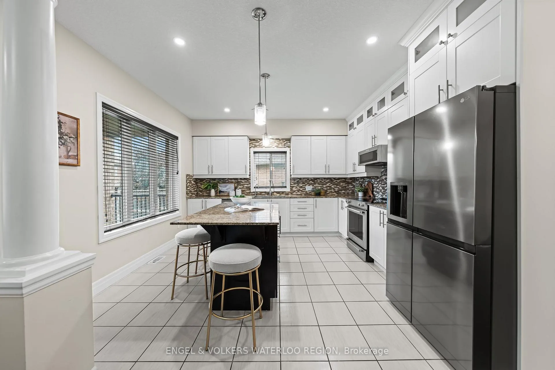 Photo 14 of 261 Watervale Crescent, Kitchener — HOMEH