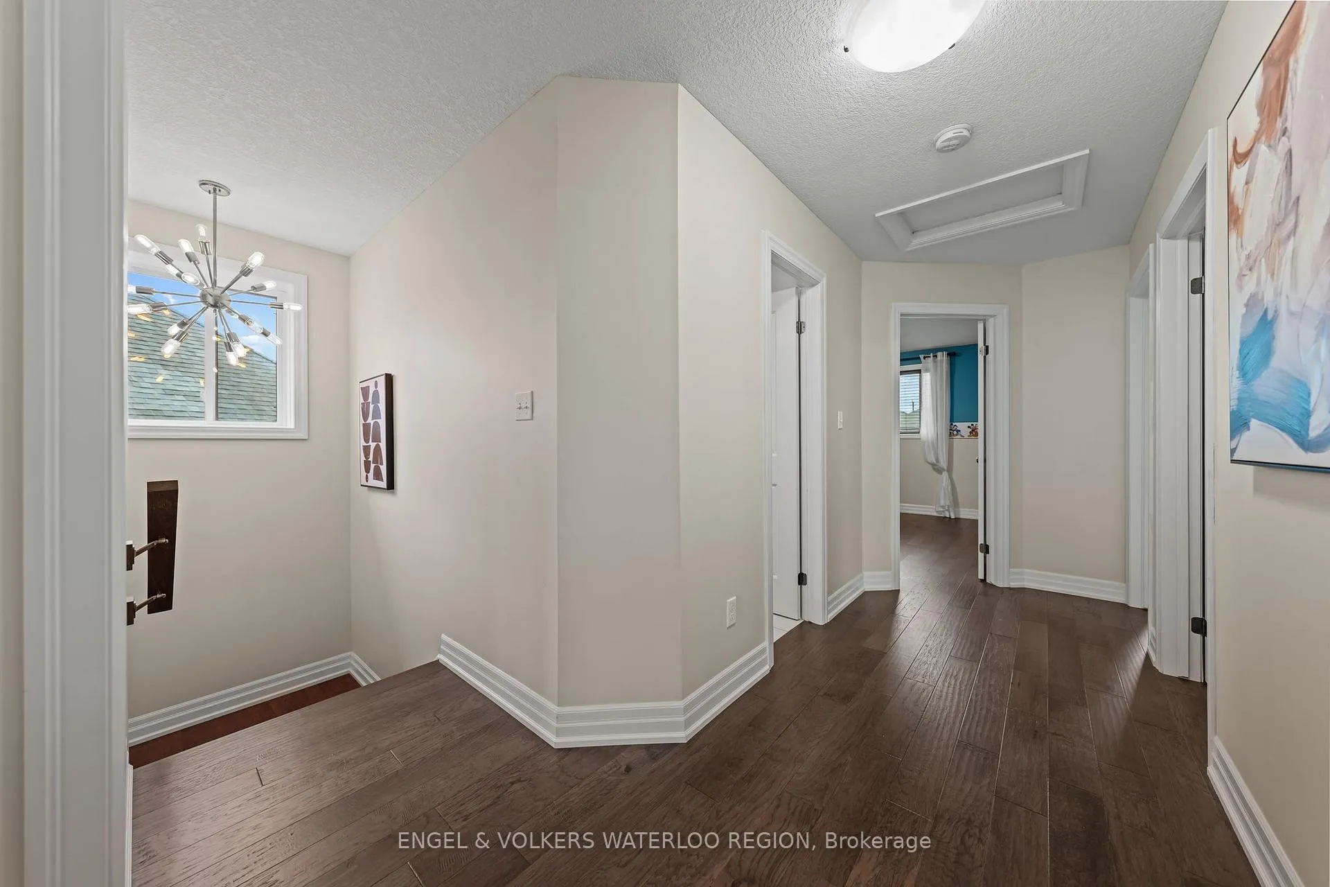 Photo 22 of 261 Watervale Crescent, Kitchener — HOMEH