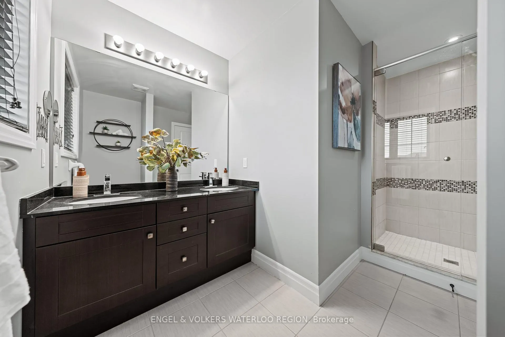 Photo 26 of 261 Watervale Crescent, Kitchener — HOMEH