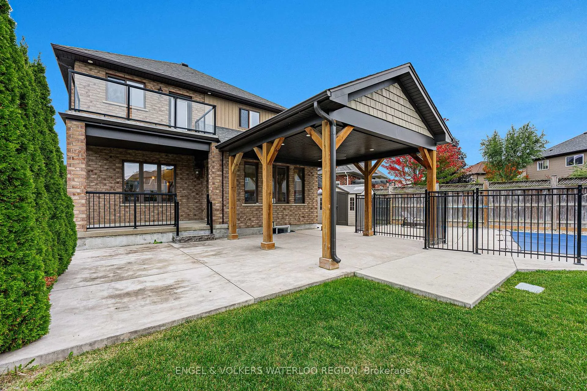 Photo 40 of 261 Watervale Crescent, Kitchener — HOMEH
