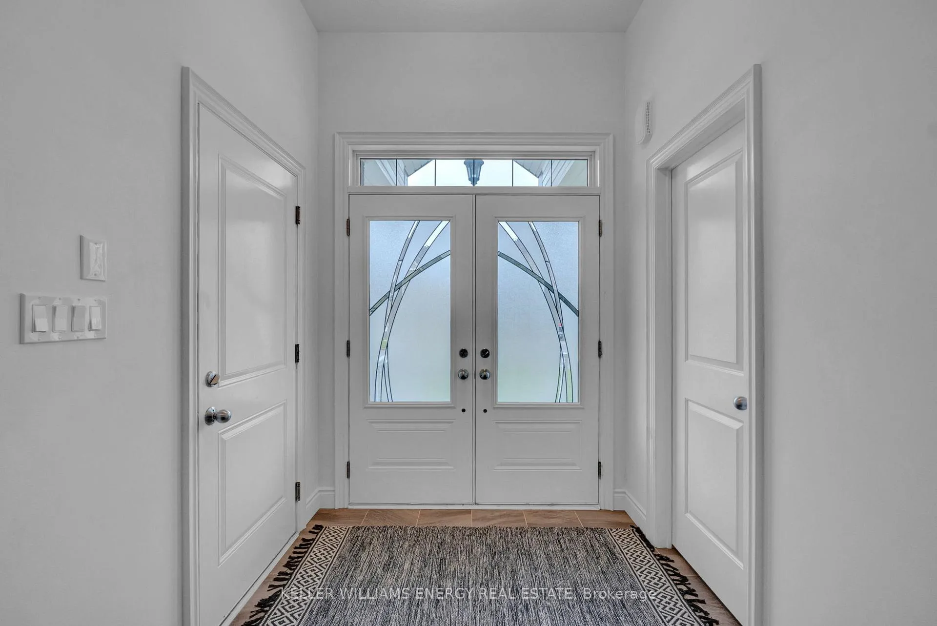 Photo 5 of 183 William Fair Drive, Clarington, Bowmanville — HOMEH