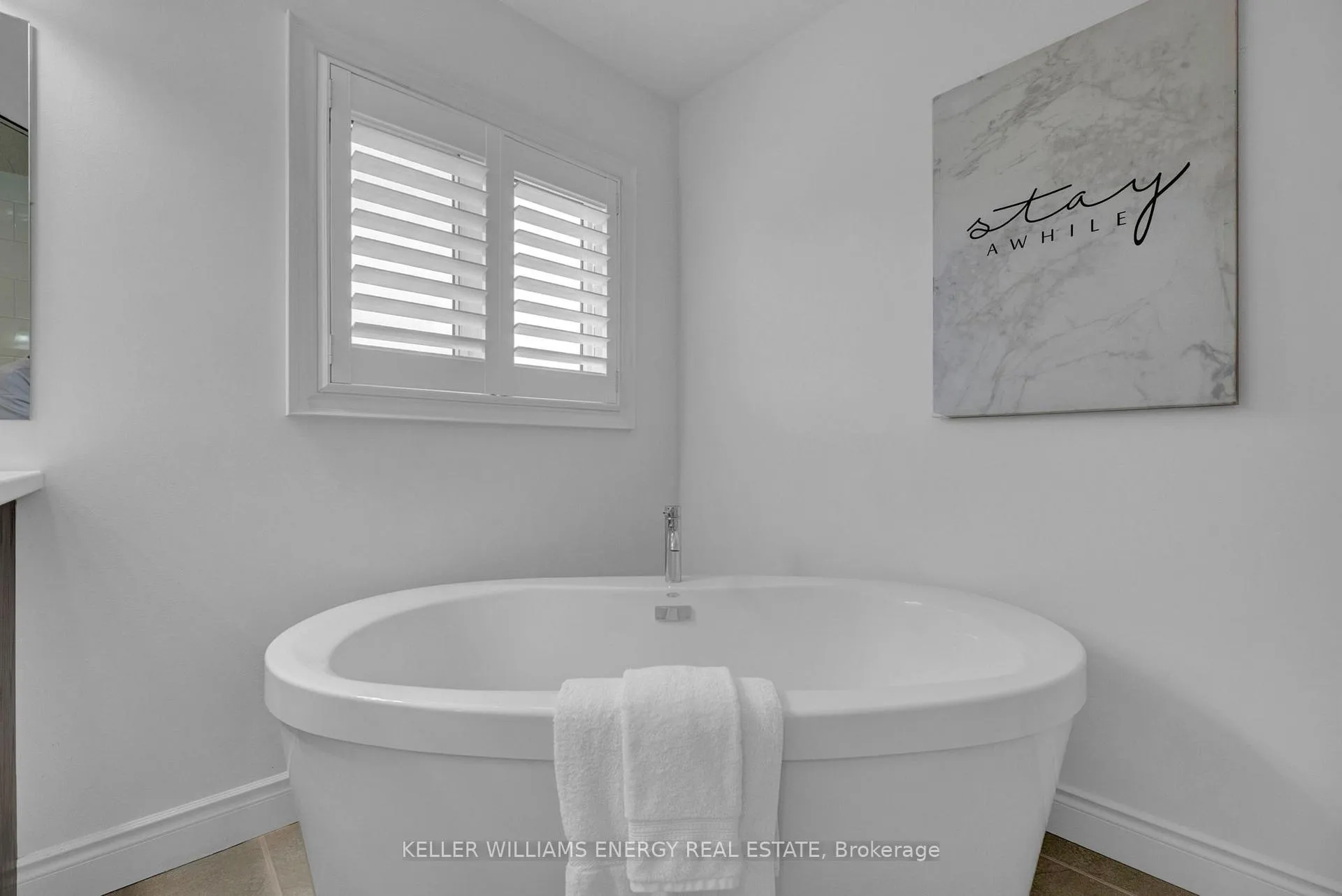 Photo 34 of 183 William Fair Drive, Clarington, Bowmanville — HOMEH