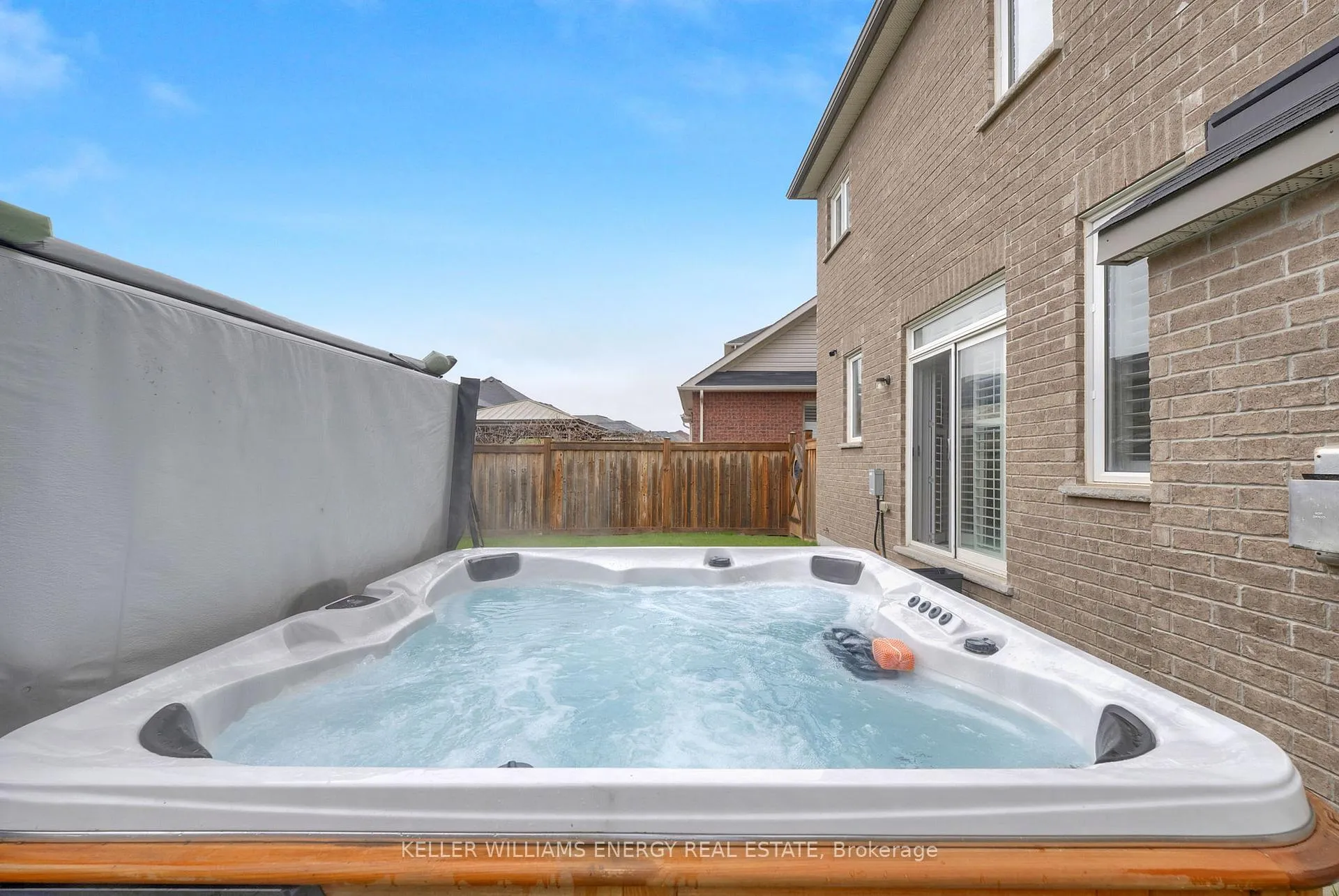 Photo 49 of 183 William Fair Drive, Clarington, Bowmanville — HOMEH