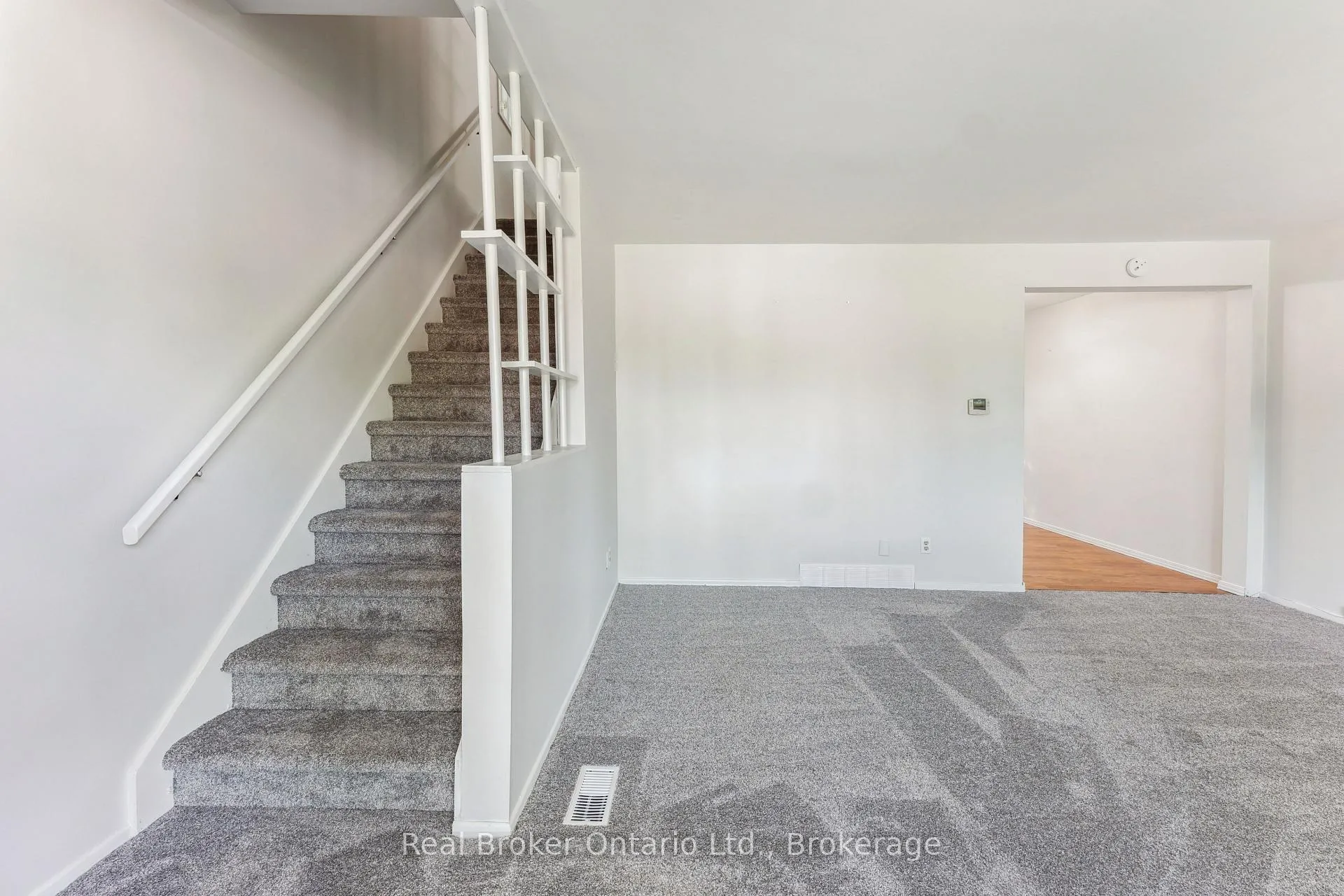 Photo 7 of 499 Krug Street, Kitchener, Rosemount — HOMEH