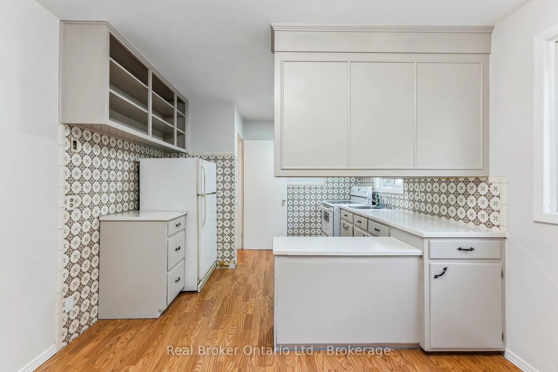 Photo 26 of 499 Krug Street, Kitchener, Rosemount — HOMEH