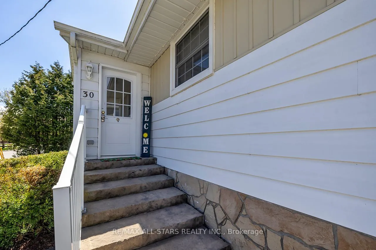 Photo 3 of 30 Lorne Street, Brock, Sunderland — HOMEH