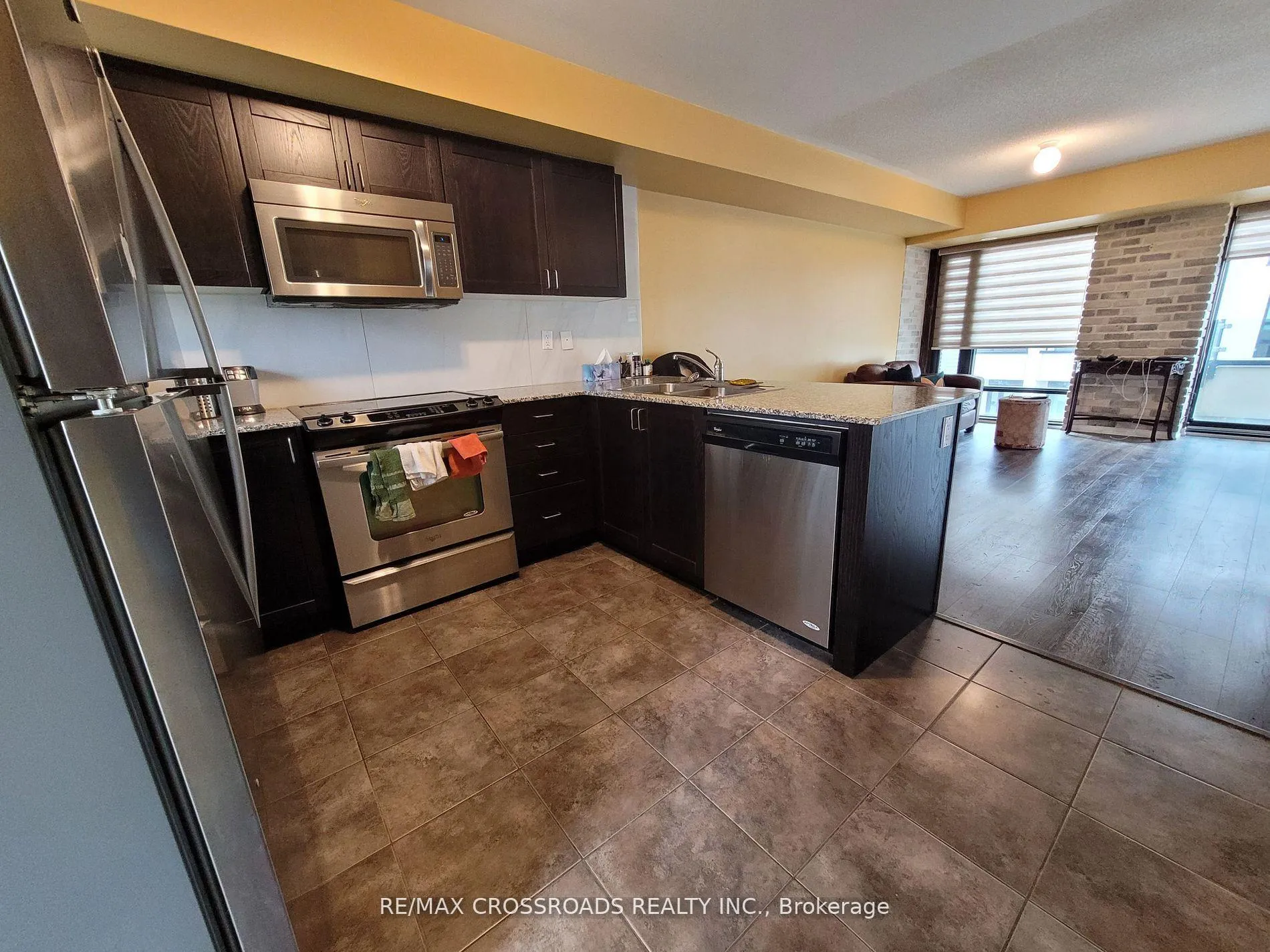 Photo 7 of Unit 202, 134 Widdicombe Hill Boulevard, Etobicoke, Willowridge-Martingrove-Richview — HOMEH