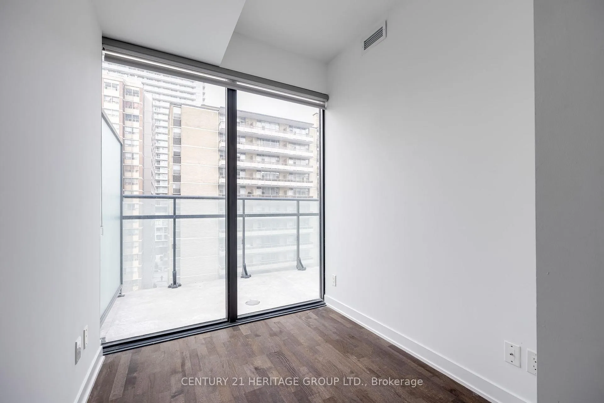 Photo 11 of Unit 608, 185 Roehampton Avenue, Toronto, Mount Pleasant West — HOMEH